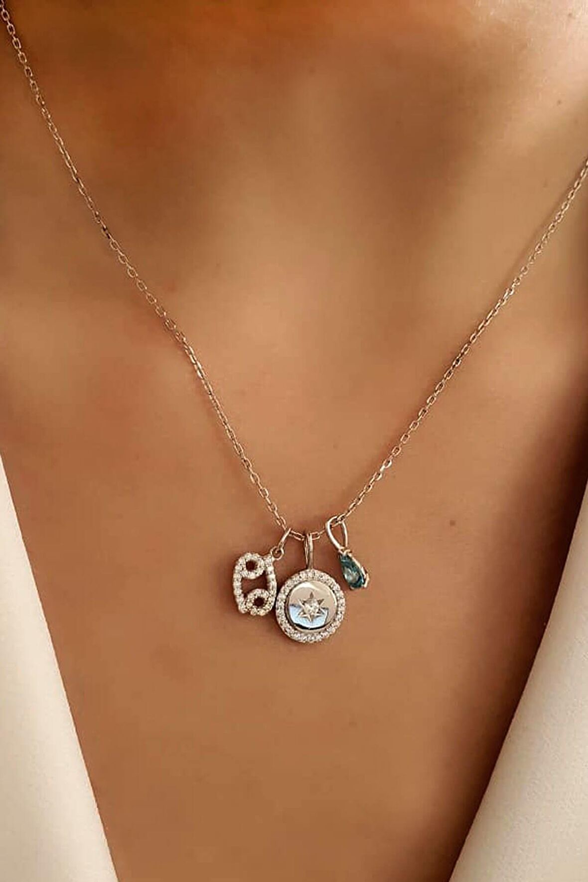 Swarovski taşlı gümüş kolye 