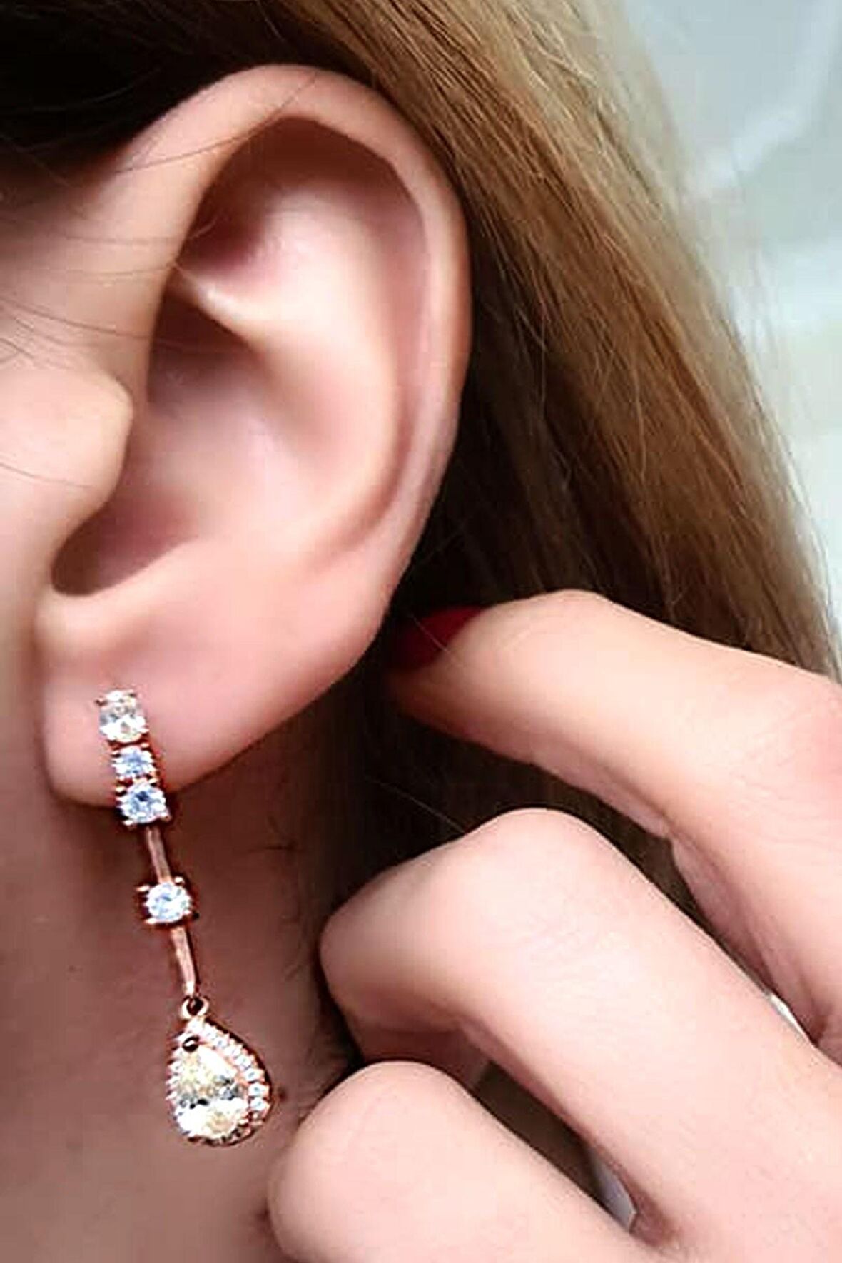 Sitrin taşlı pırlanta ışıltısında zirkon taş detaylı gümüş rose lüks küpe 