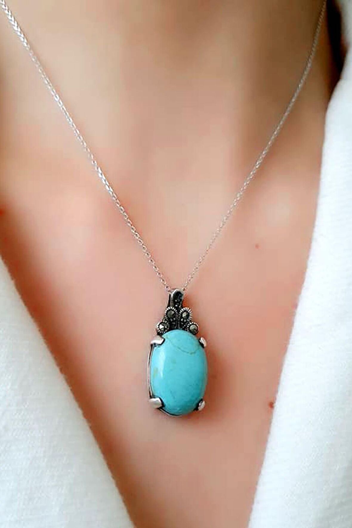 Turkuaz taşlı gümüş kolye 