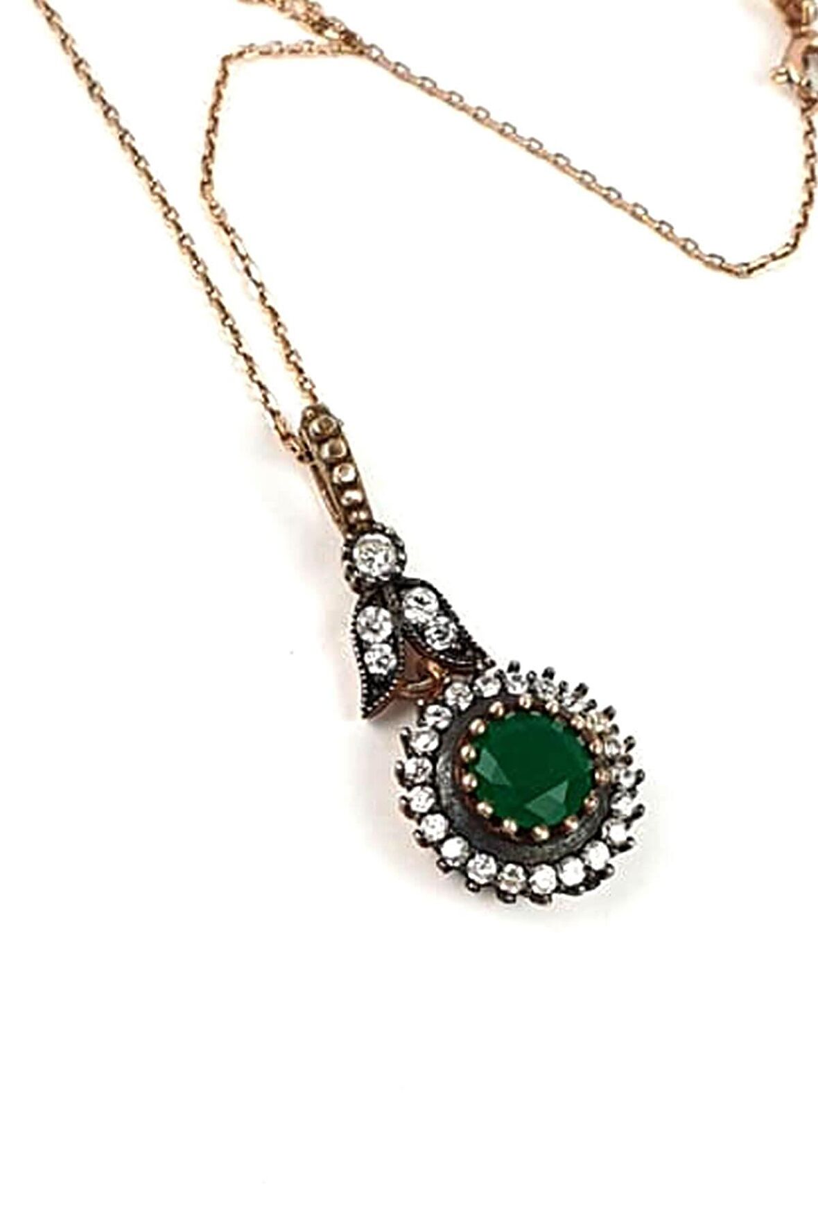 Yeşil Kök zümrüt taşlı rose otantik kolye