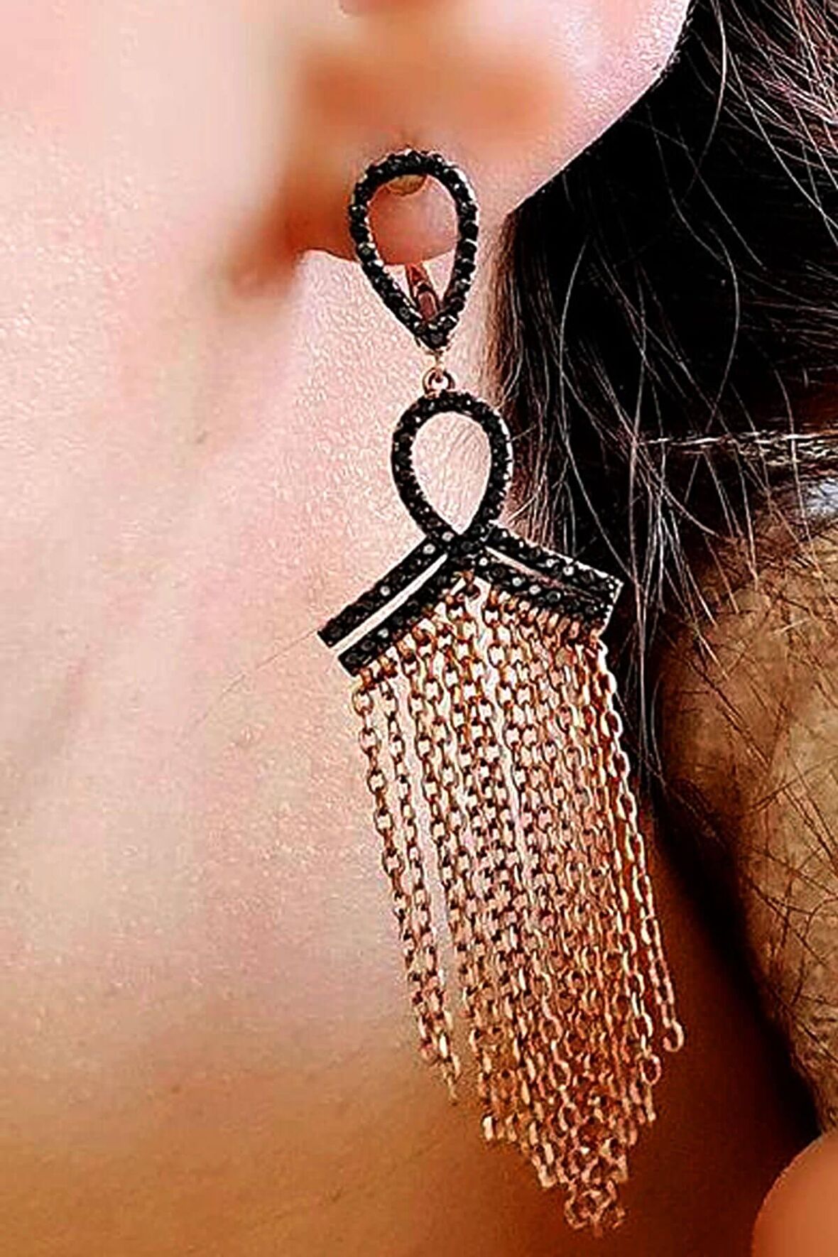 Oniks taşlı gümüş rose tasarım küpe