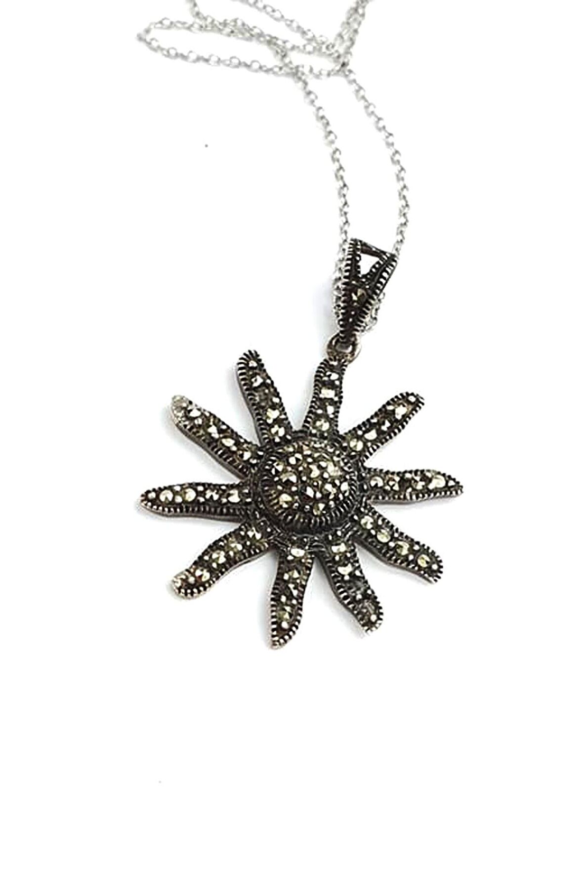 Güneş figürlü markazit taş detaylı gümüş kolye 