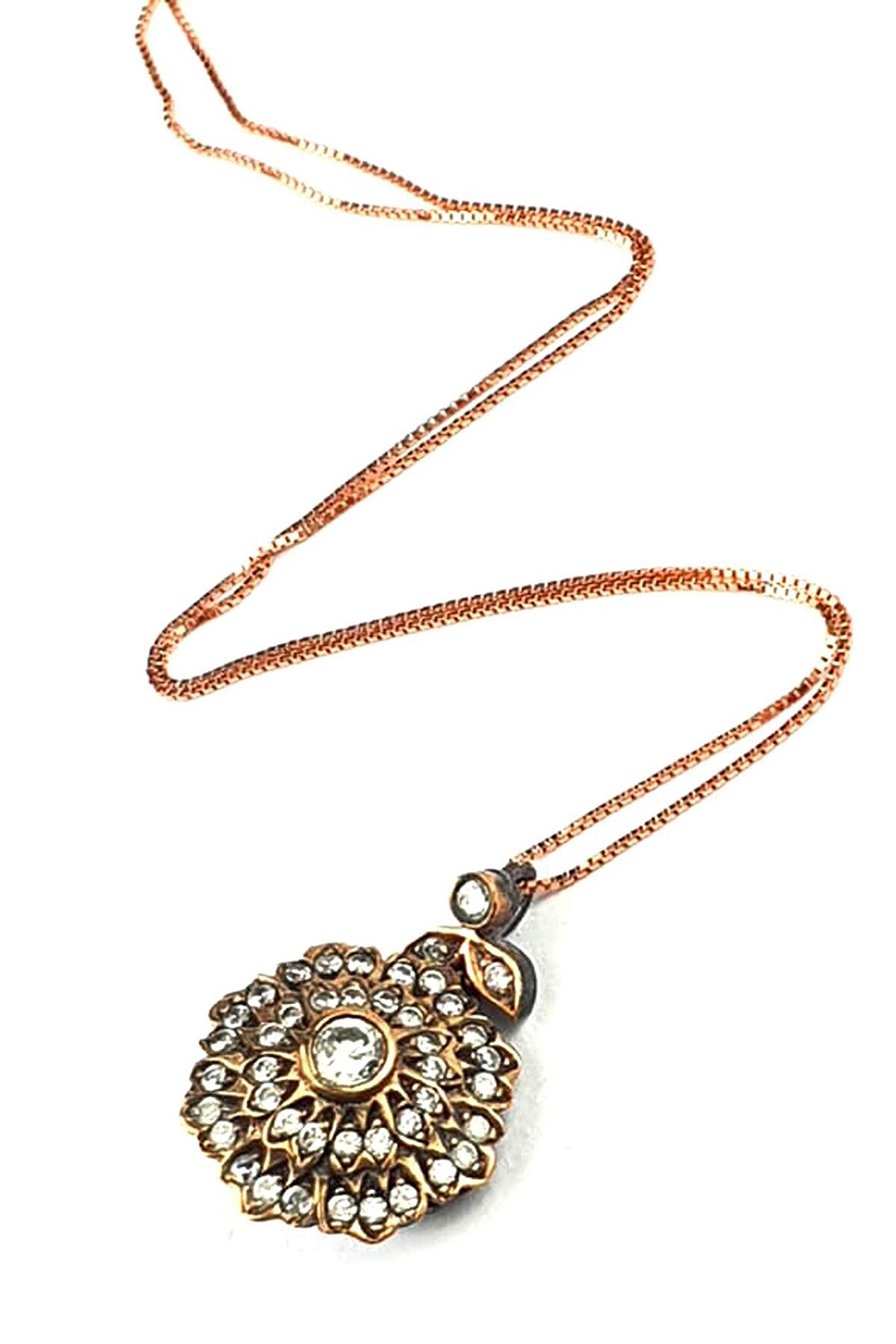 Elmas isciliginde zirkon taşlı gümüş rose otantik çiçek kolye