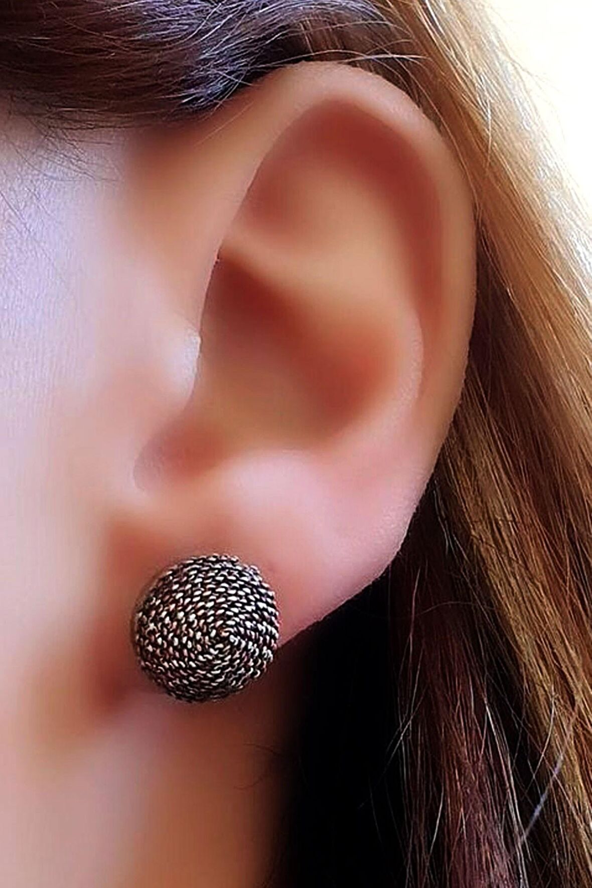 Tasarım el işi gümüş küpe