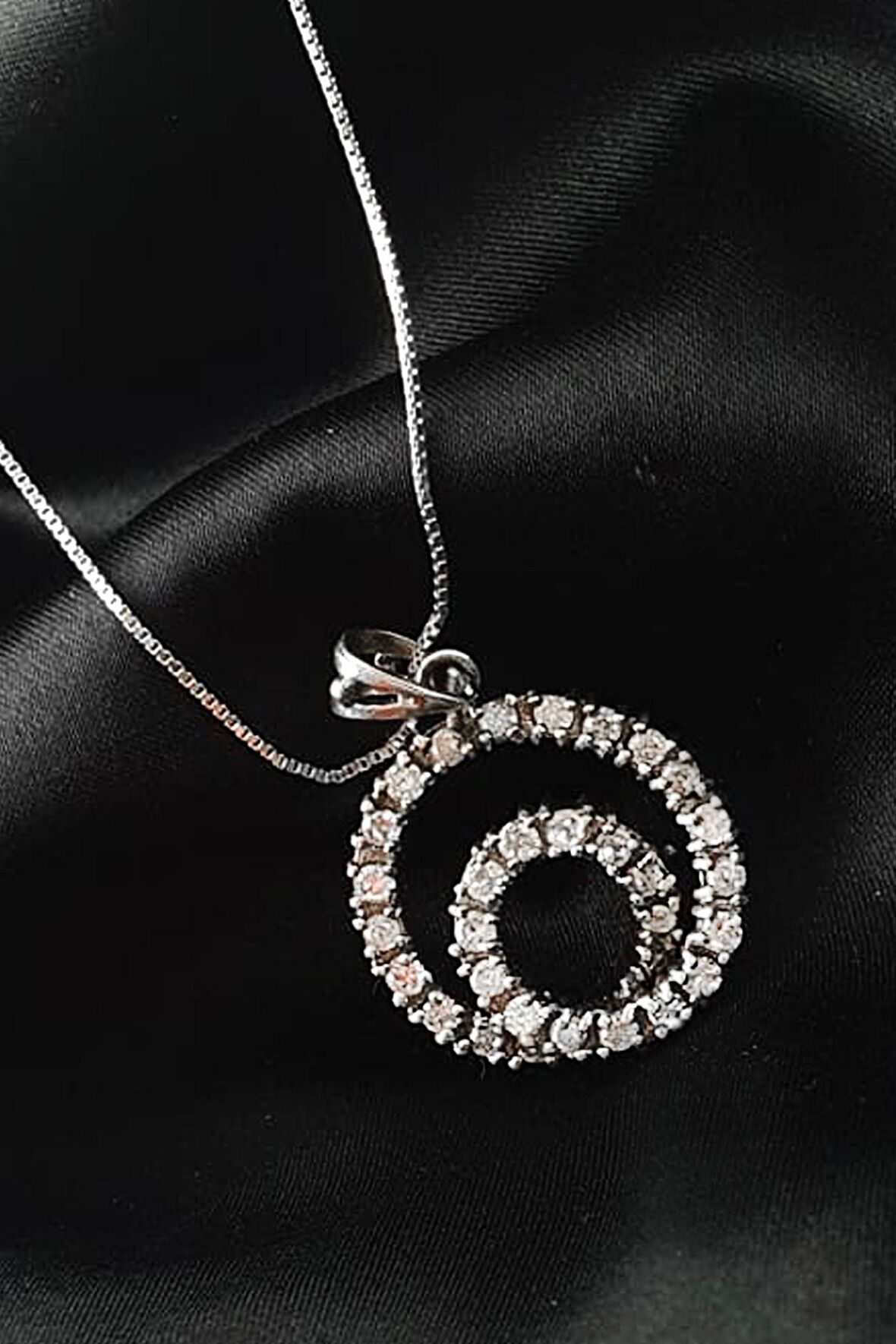 Zirkon taş detaylı italyan tasarımı 925 ayar gümüş lüks spiral kolye