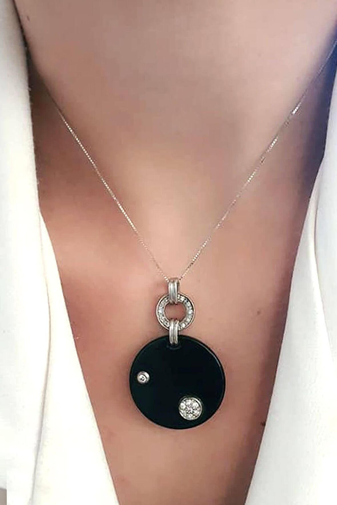 Zirkon taş detaylı oniks taşlı italyan tasarimi 925 ayar gümüş modern kolye 