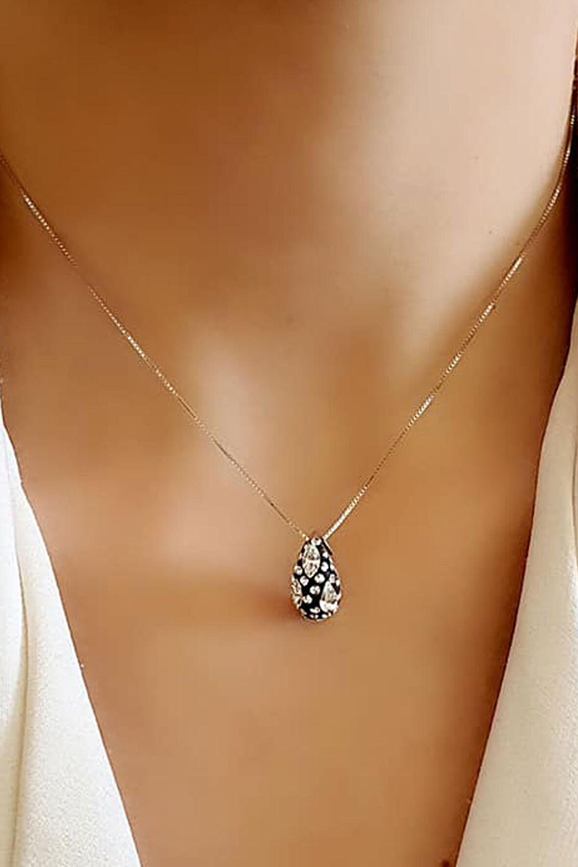 Swarovski taşlı 925 ayar gümüş damla kolye