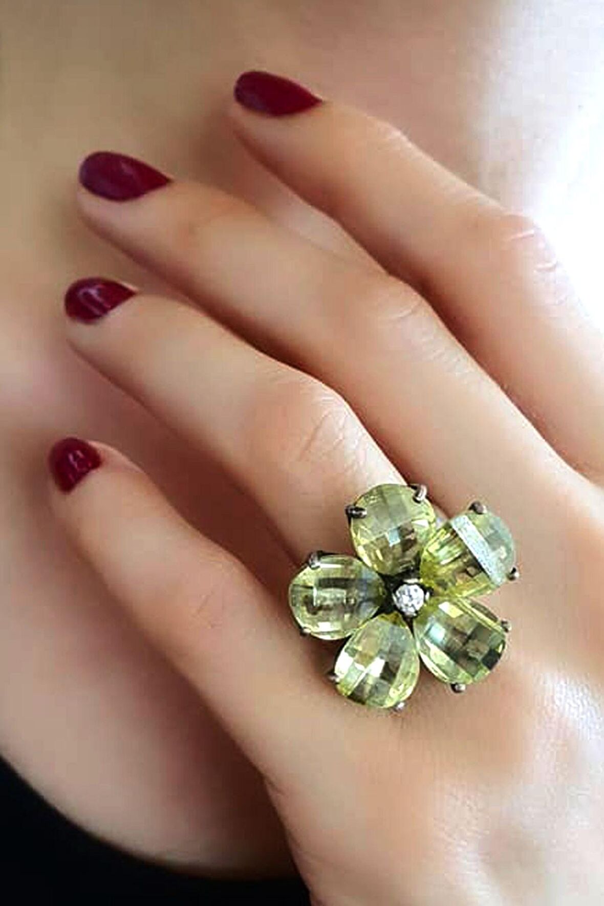 yeşil zirkon taşlı 925 ayar gümüş çiçek yüzük 