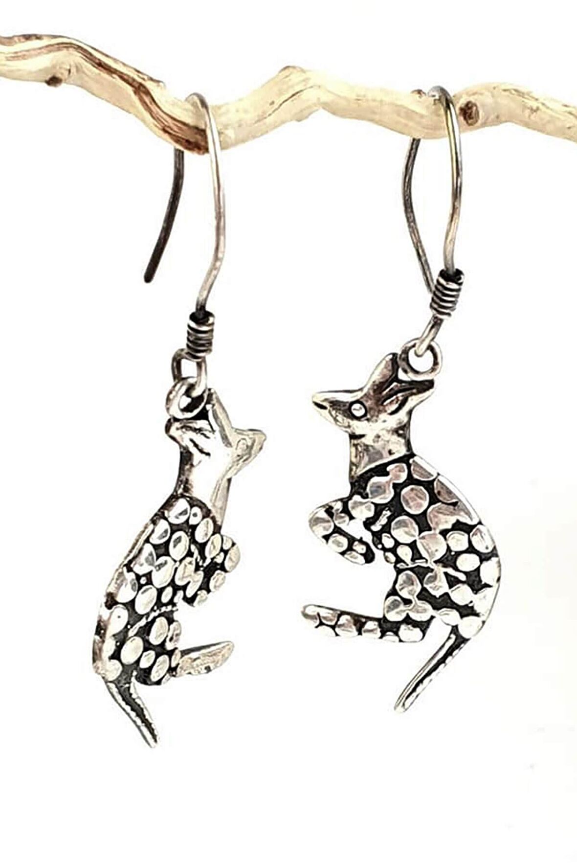 Kanguru figürlü 925 ayar gümüş küpe