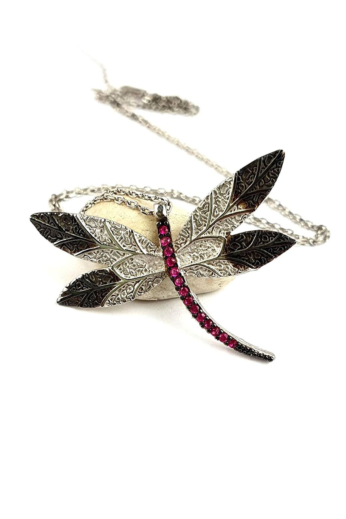 Zirkon taş detaylı 925 ayar gümüş tasarım yusufçuk kolye 