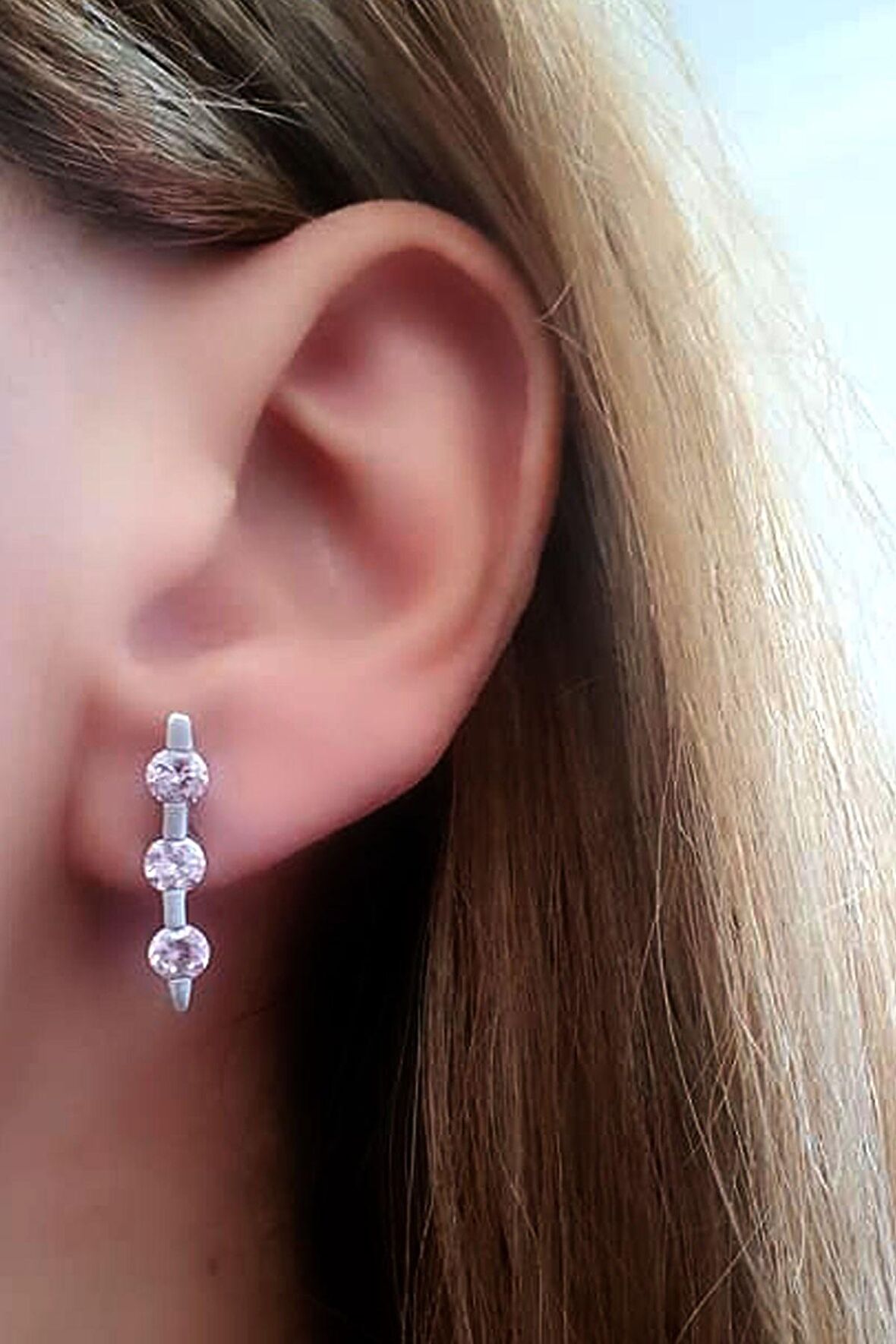 Pembe zirkon taşlı 925 ayar gümüş tasarım küpe