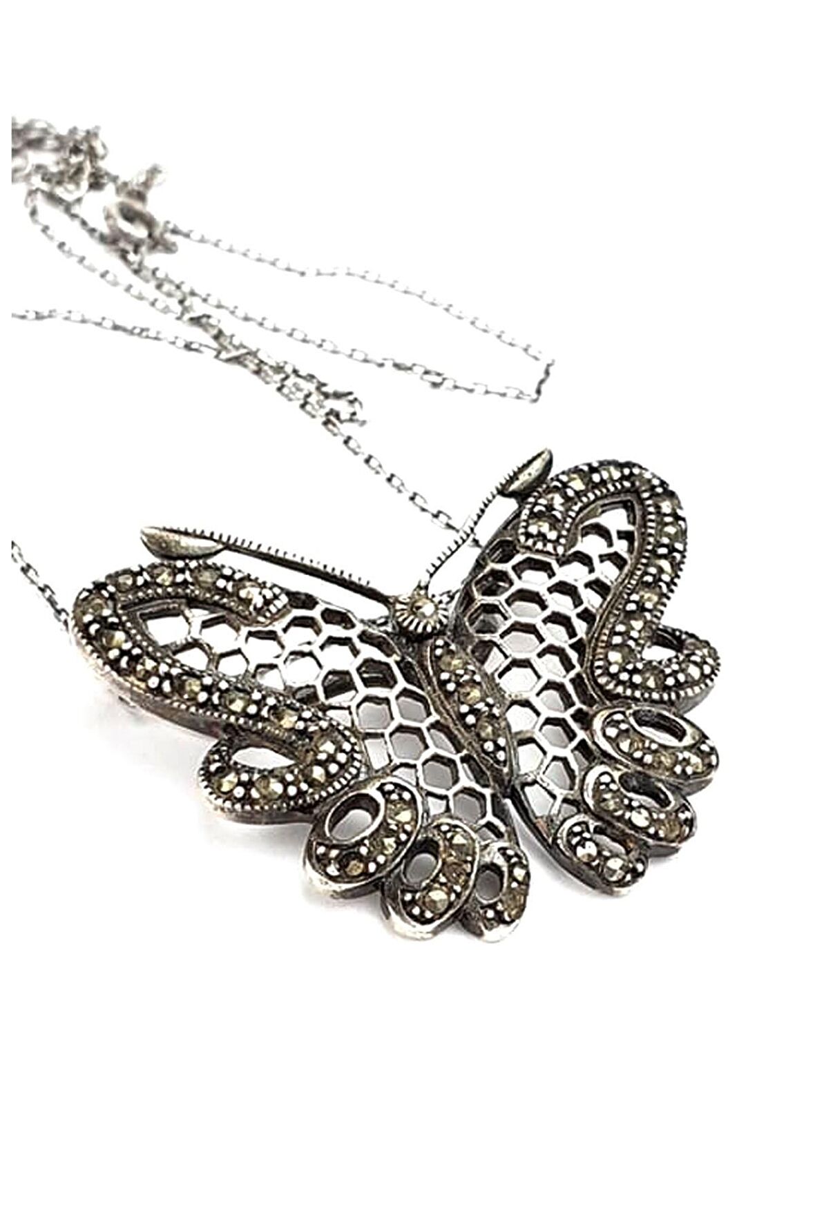 Markazit taş detaylı 925 ayar gümüş kelebek figürlü kolye