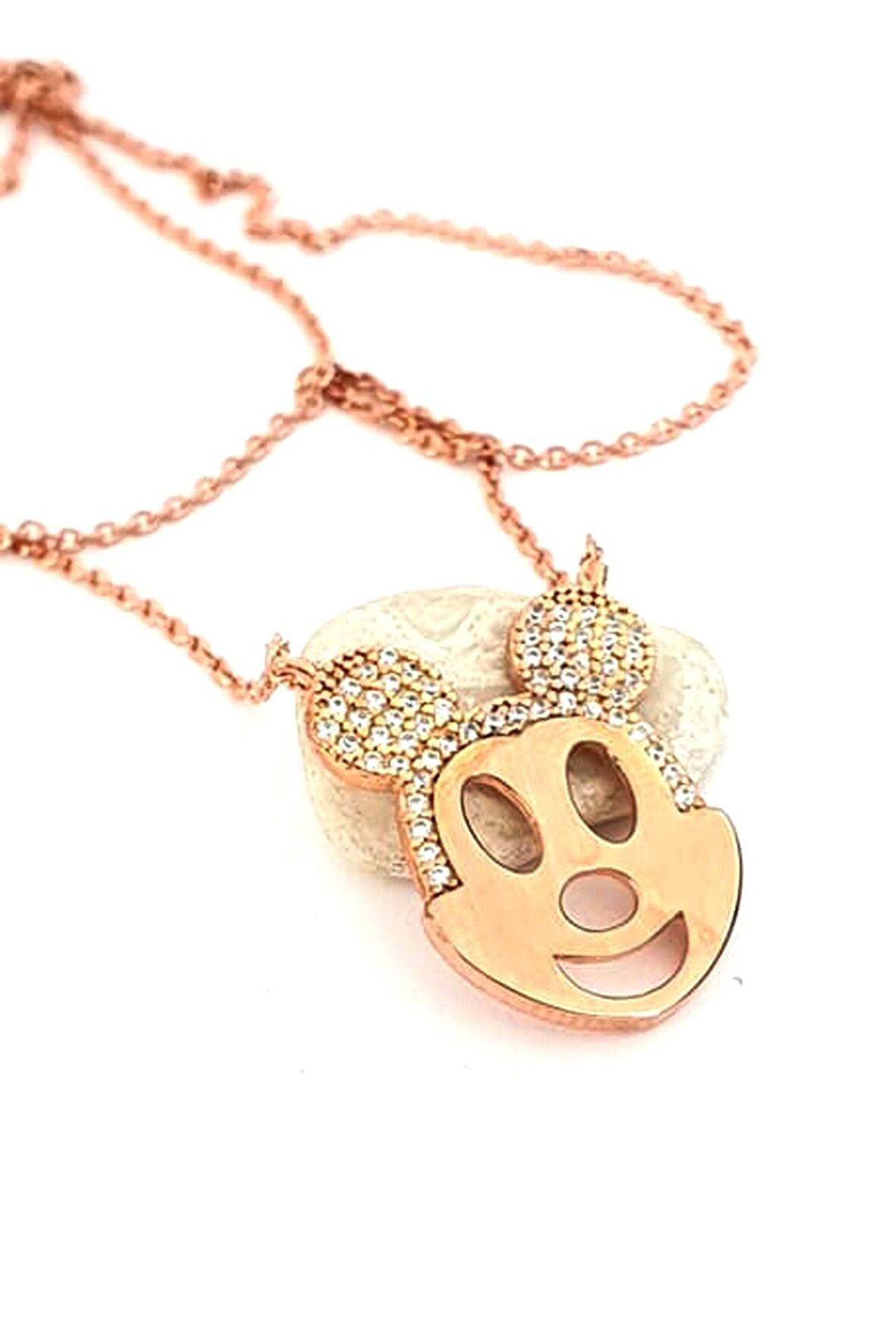 Pırlanta ışıltısında zirkon taşlı 925ayar gümüş miky mouse figürlü kolye 
