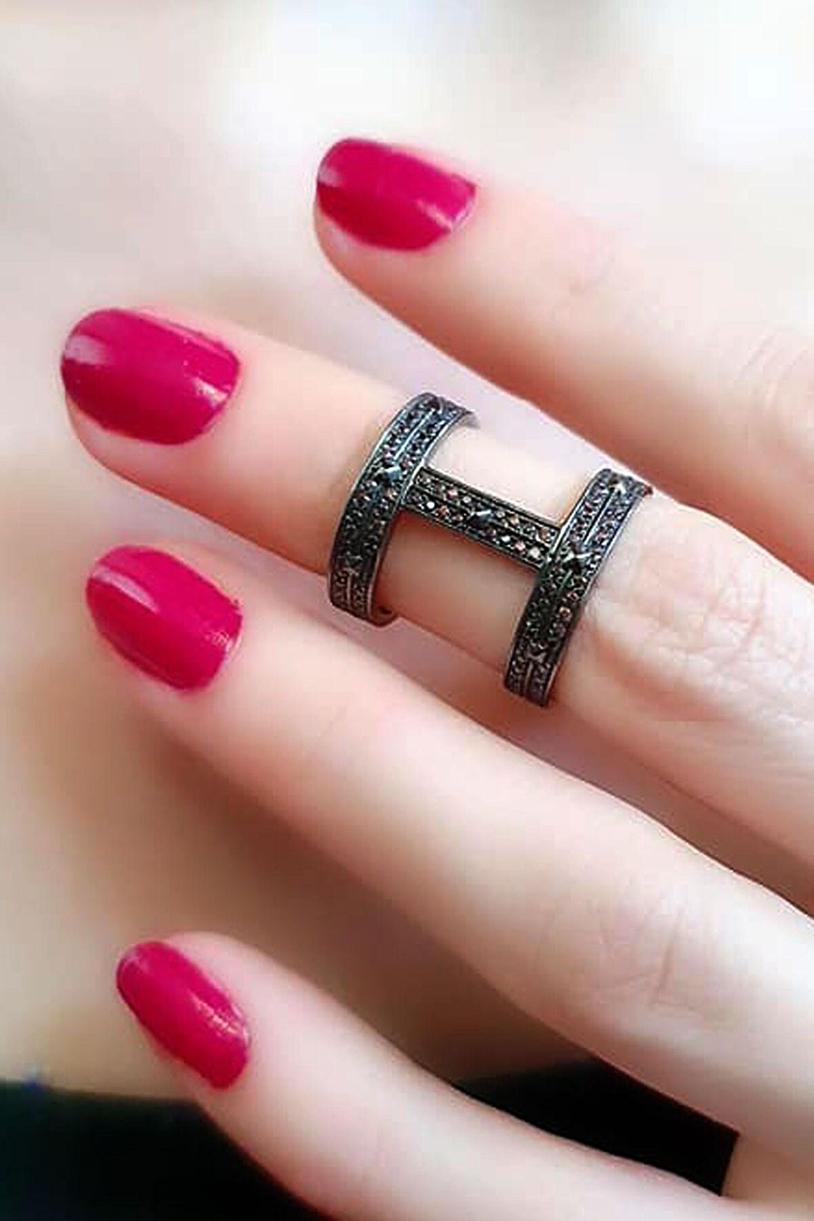 granat taşlı 925ayar gümüş siyah rodajli lüks yüzük 