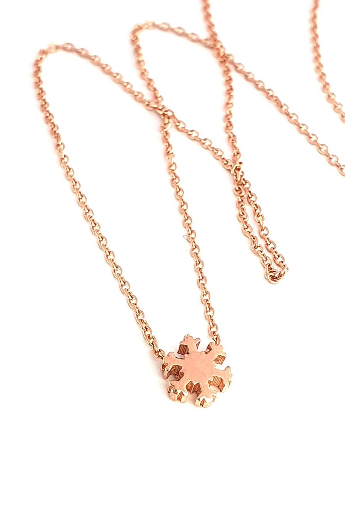Kar Tanesi Figürlü 925 ayar Gümüş Rose Minimal Kolye