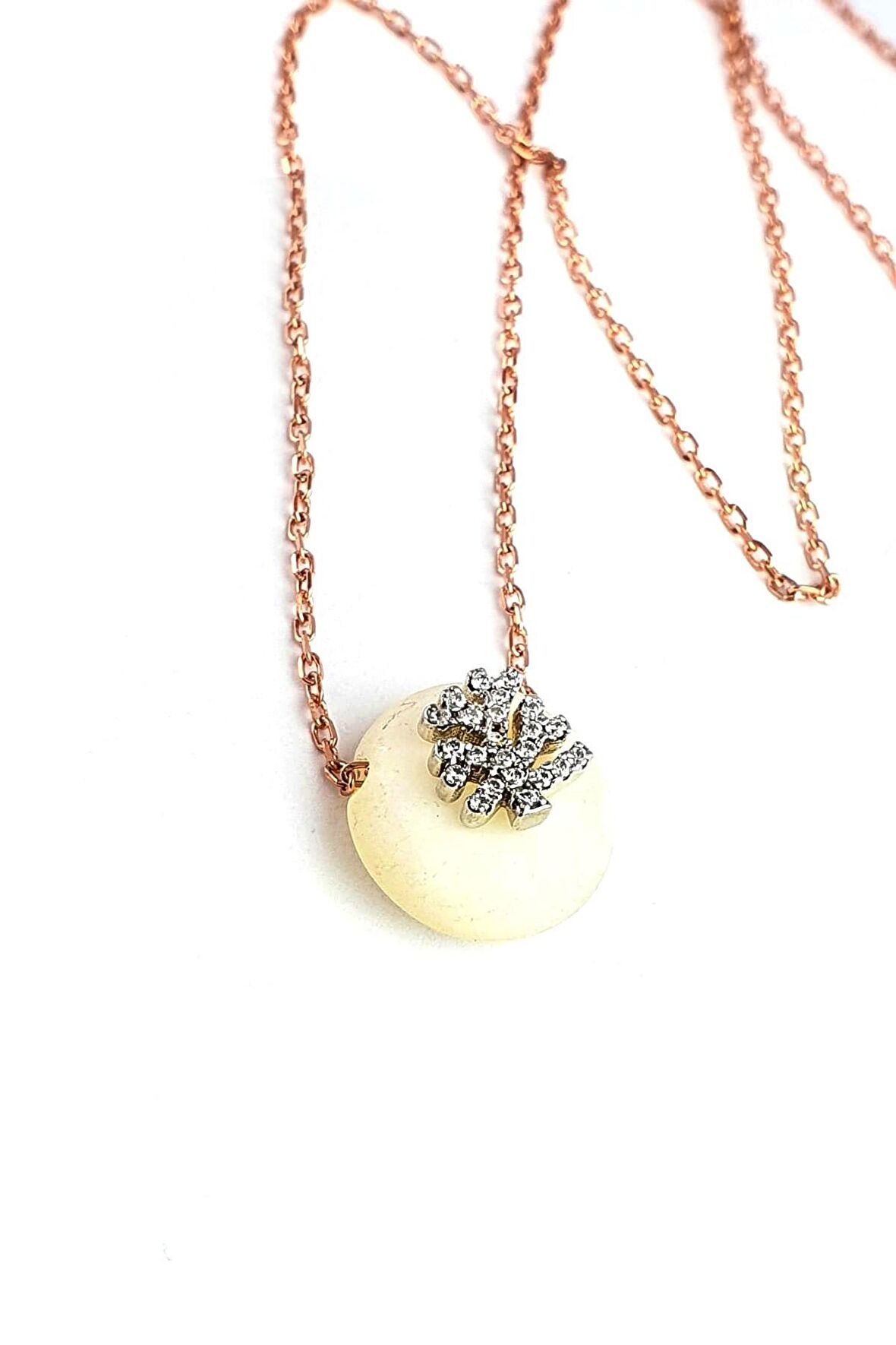 Sedef Üzerine Zirkon Taş Ağaç Figürlü 925 ayar Gümüş Minimal Kolye 