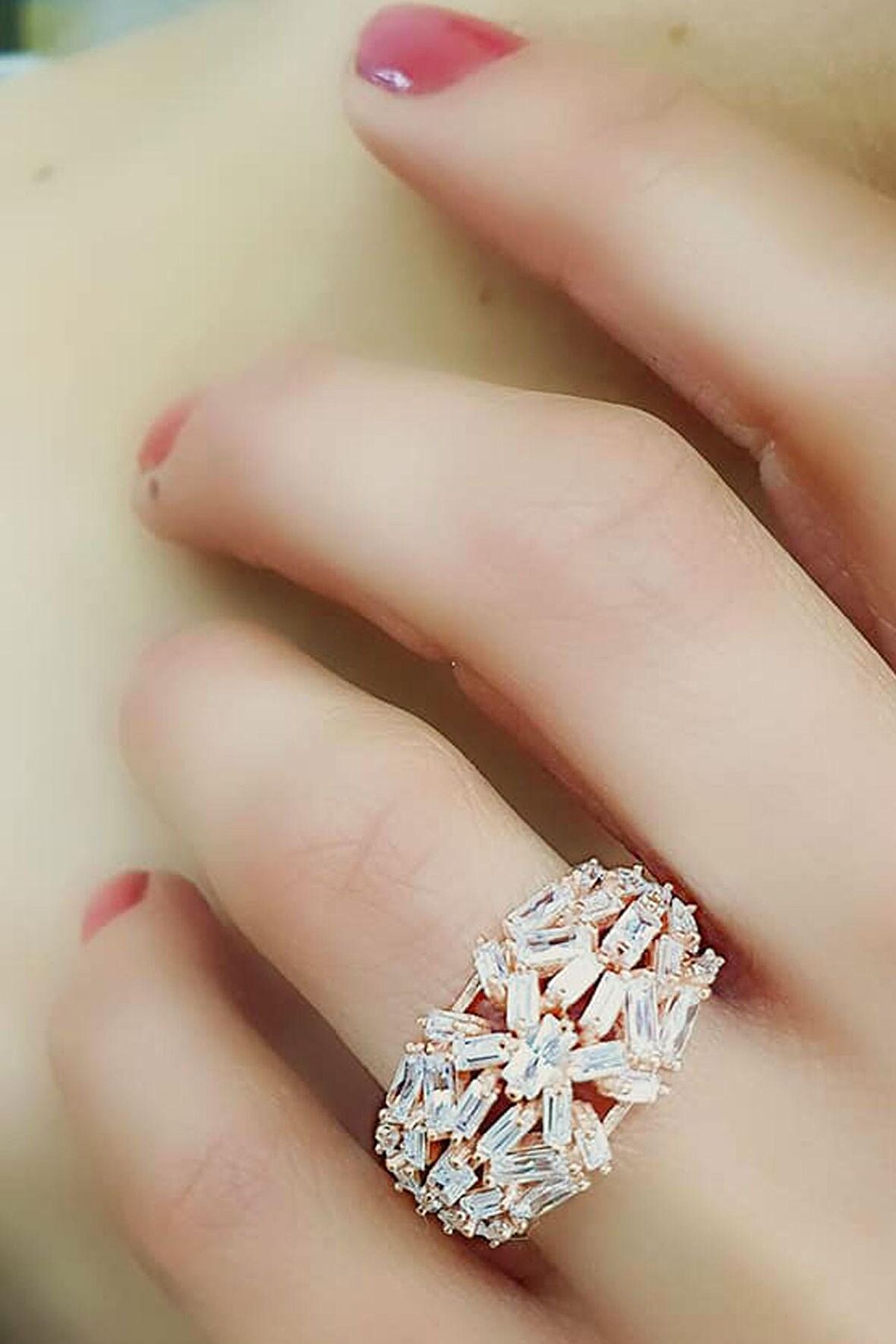 Baget Zirkon Taşlı 925 ayar Gümüş Rose Bombeli Yüzük 