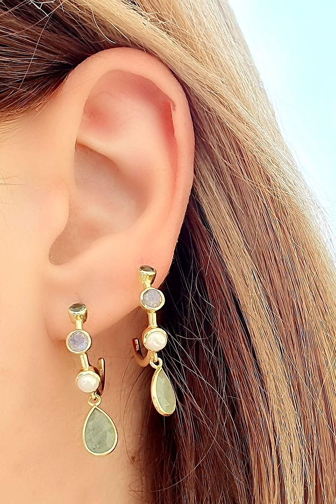 Peridot labrodorite inci ve Yeşim Taşlı 925ayar Gümüş Üzerine Altın Kaplama Tasarım Yarım Halka Küpe