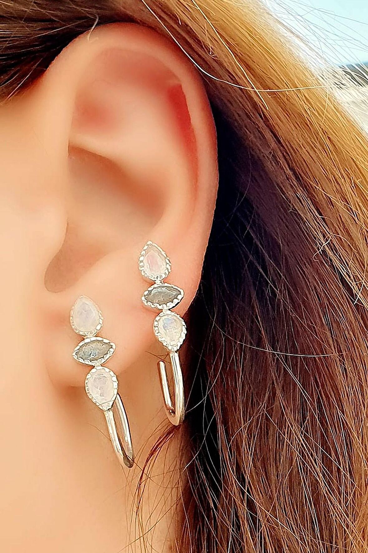 Doğal Rutil Kuvars ve Ay Taşlı 925ayar Gümüş Yarım Halka Oval Küpe