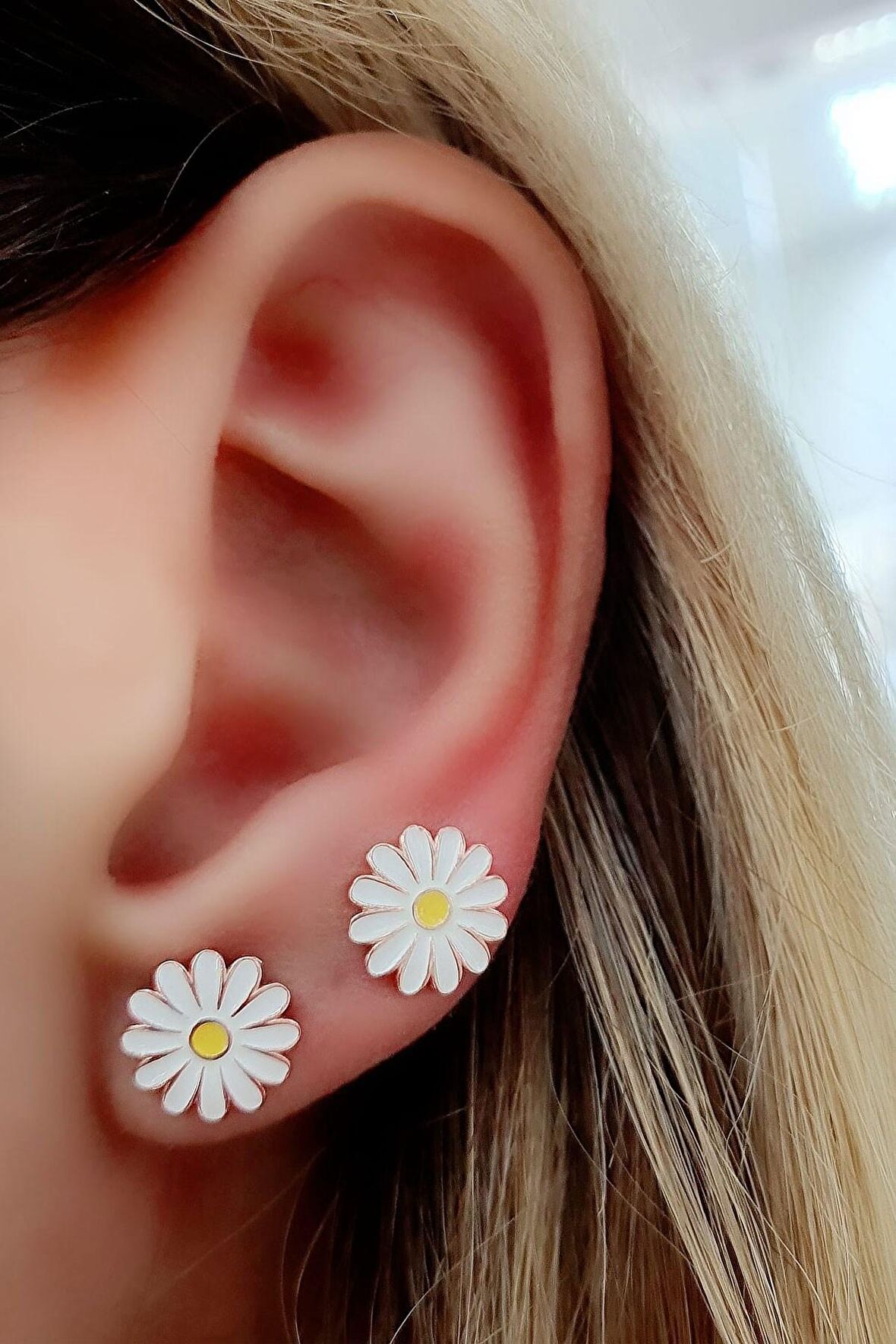 Mine İşçiliği 925ayar Gümüş Üzerine Rose Altın Kaplama Papatya Küpe 