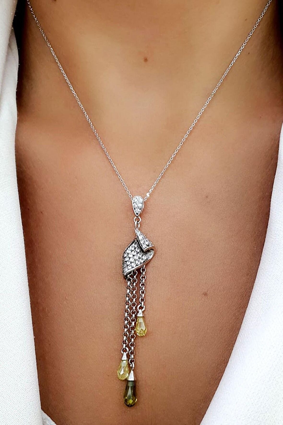 Yeşil Zirkon Taşlı 925ayar Gümüş İtalyan Tasarımı Kolye