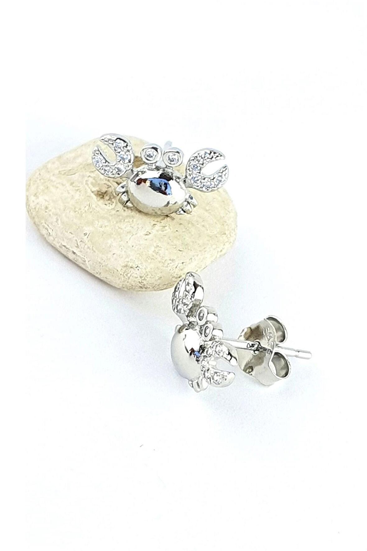 Yengeç Figürlü 925ayar Gümüş Trend Küpe