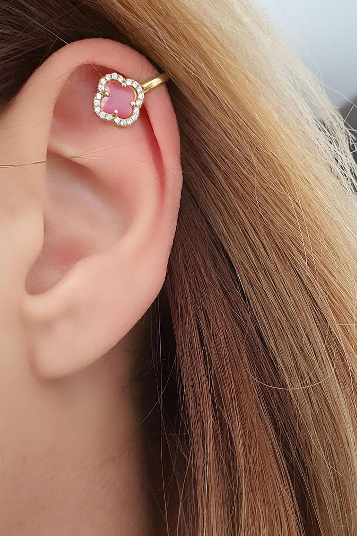 Pembe Kedi Gözü Taşlı 925ayar Gümüş Üzerine Altın Kaplama İtalyan Sıkıştırmalı Earcuff Kıkırdak Küpesi