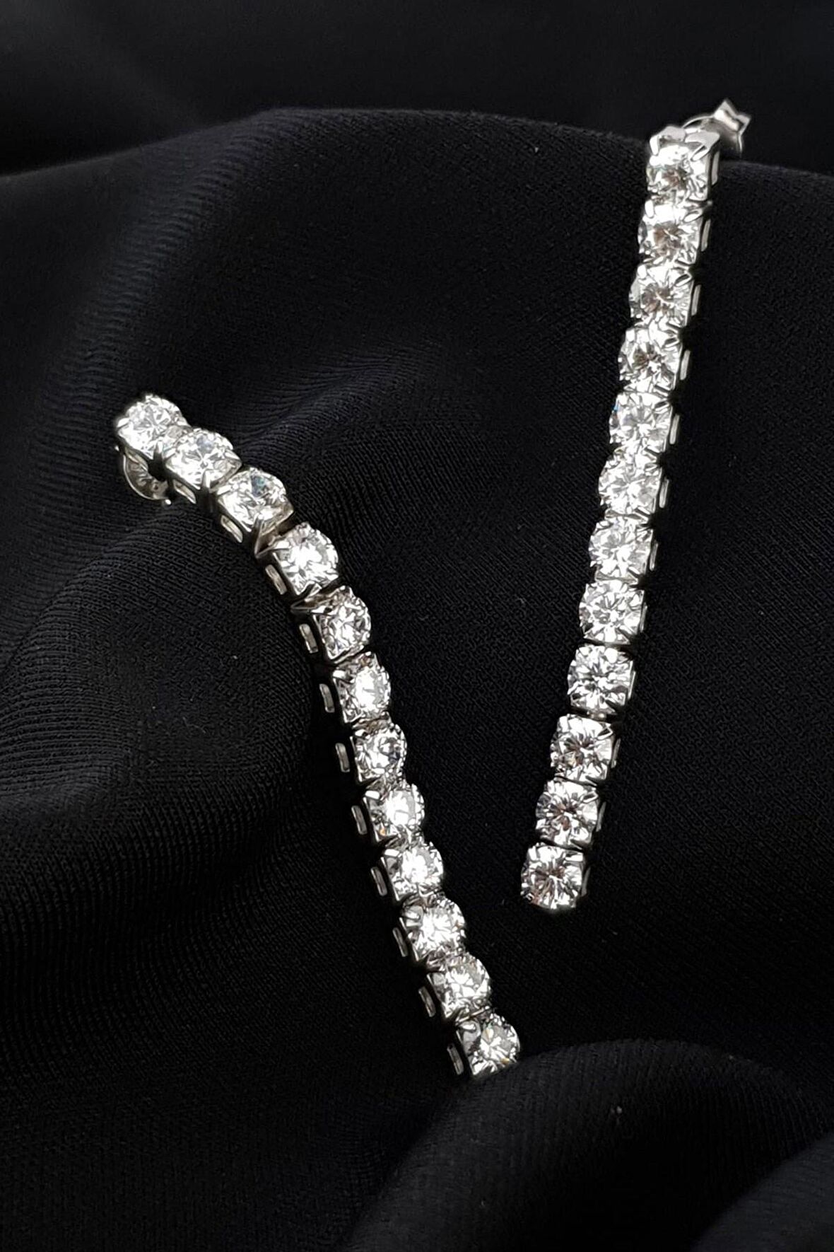 Sky Diamond Taşlı 925ayar Gümüş Su Yolu Küpe