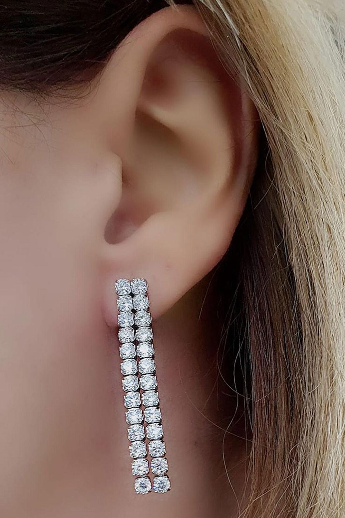 Sky Diamond Taşlı 925 ayar Gümüş Lüks Küpe 