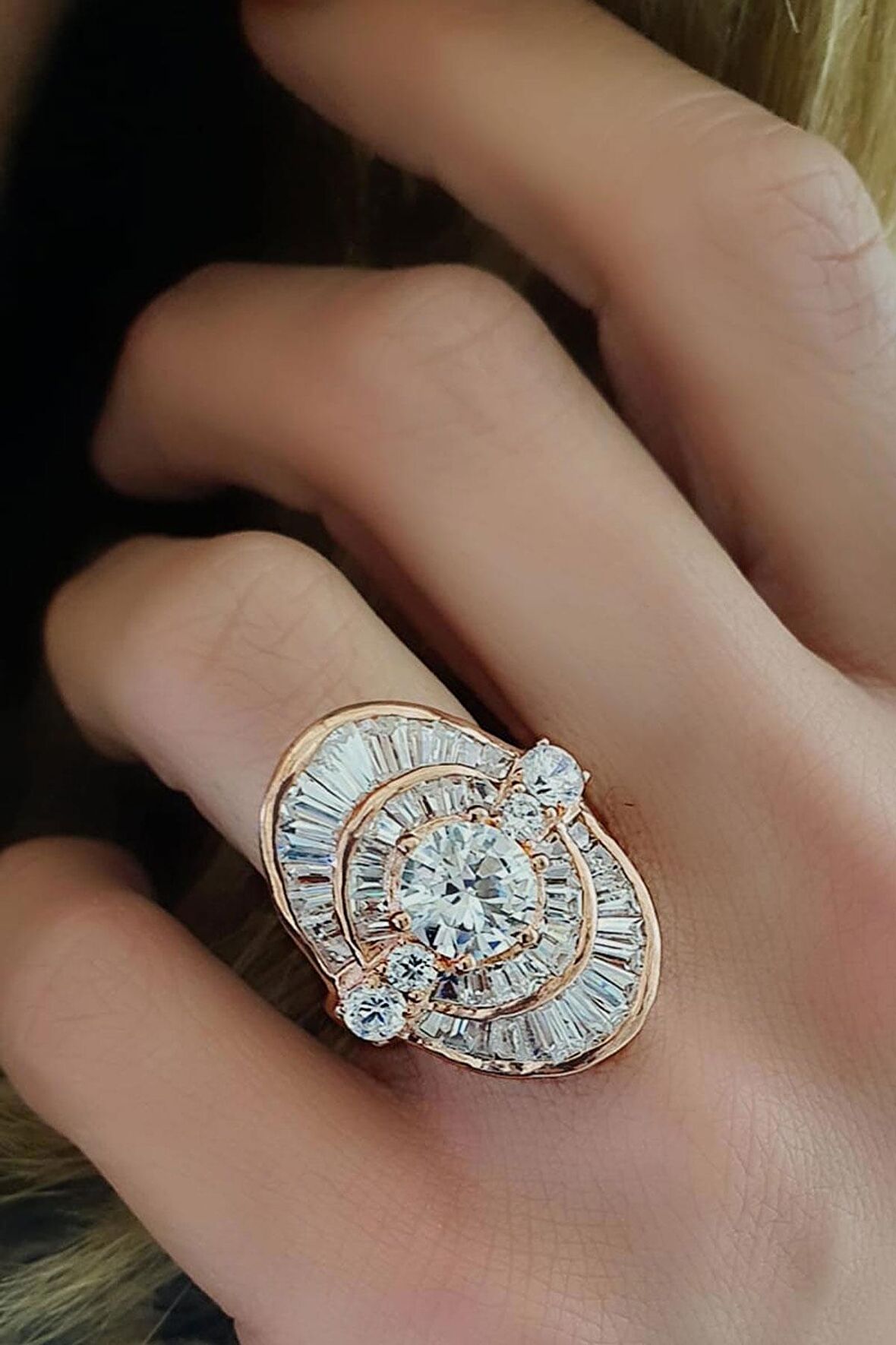 Baget Zirkon Taşlı 925ayar Gümüş Üzerine Rose Altın Kaplama Tasarım Yüzük