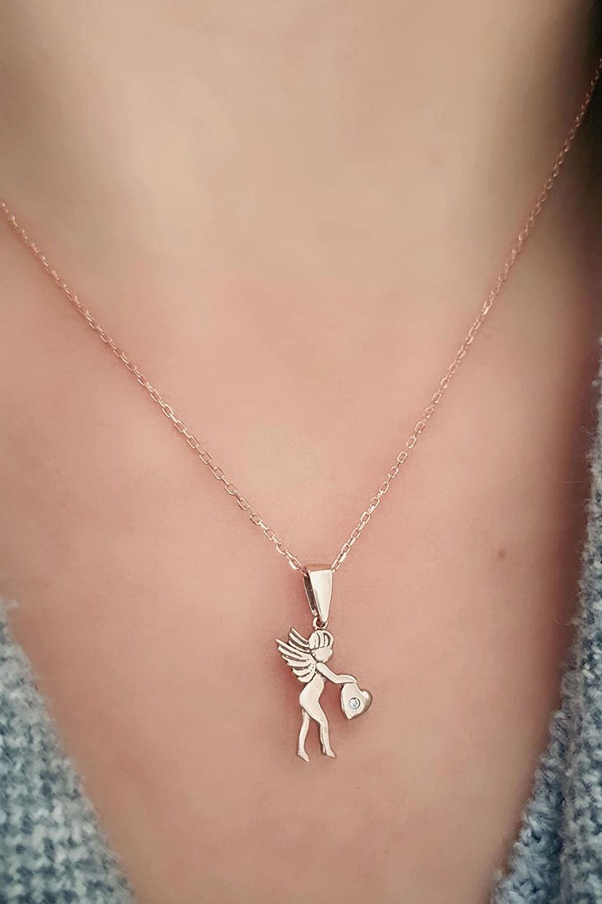 Melek figürlü 925ayar gümüş rose Kolye