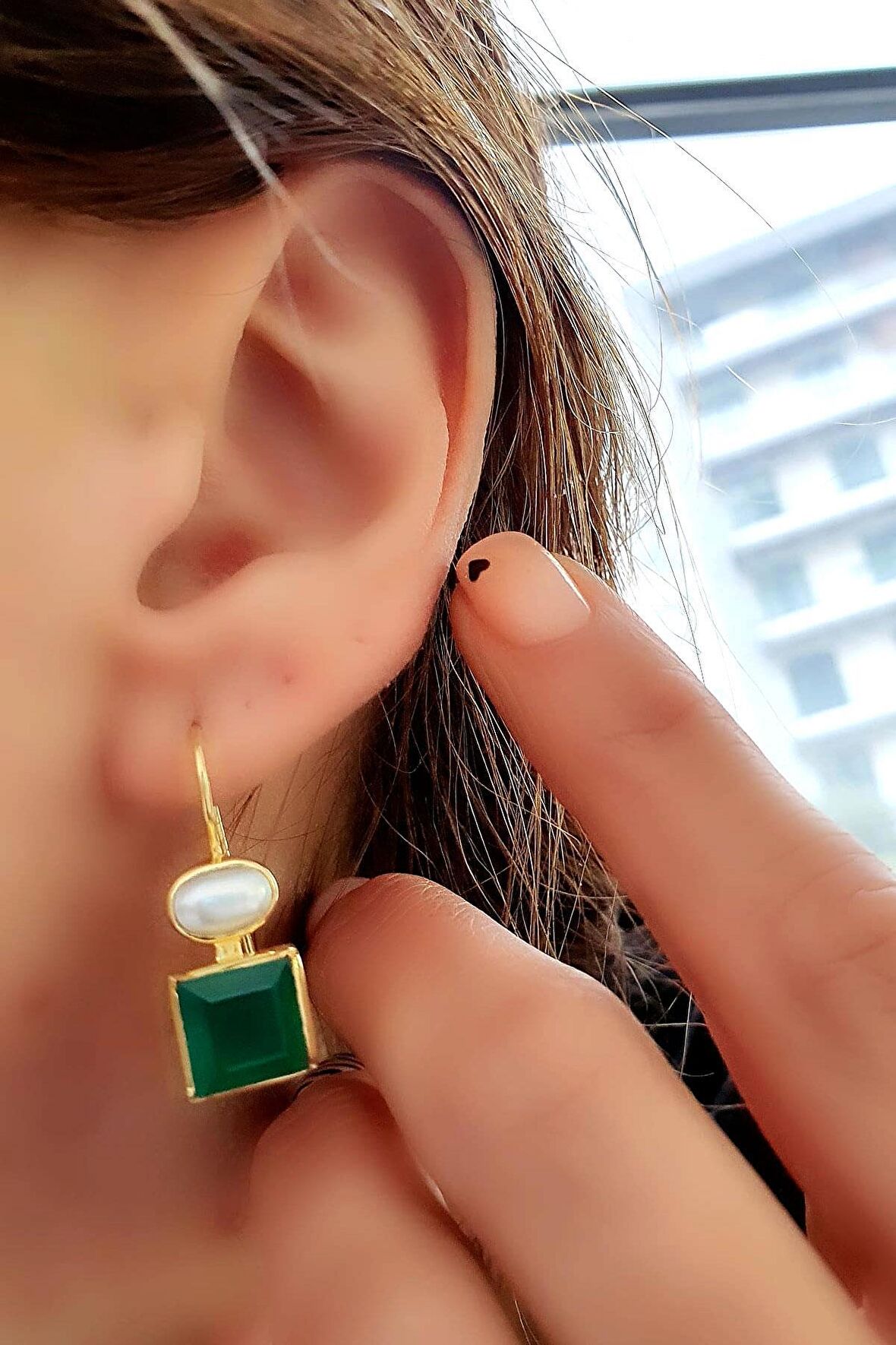 İnci ve Yeşim Taşlı 925ayar Gümüş Üzerine Altın Kaplama Tasarım Doğal Taş Küpe