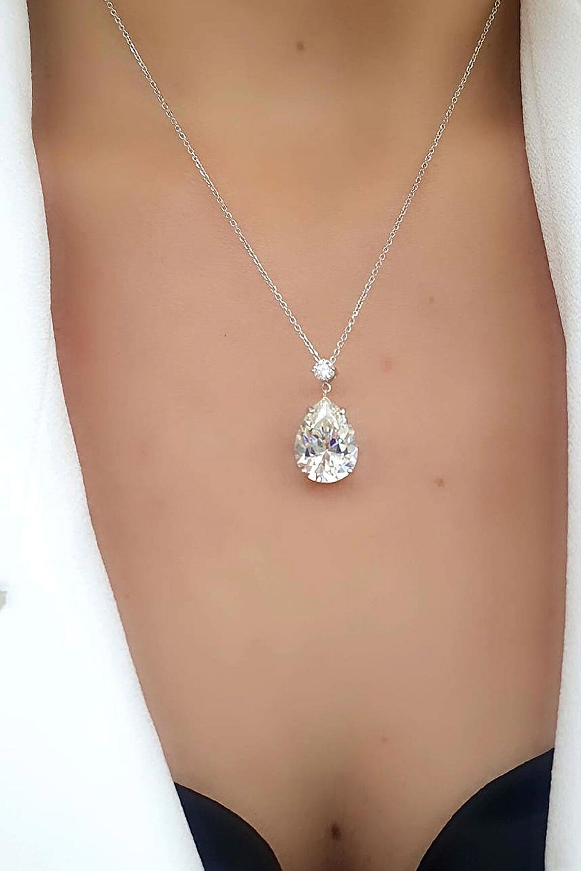 Sky Diamond 925 ayar gümüş Damla kolye