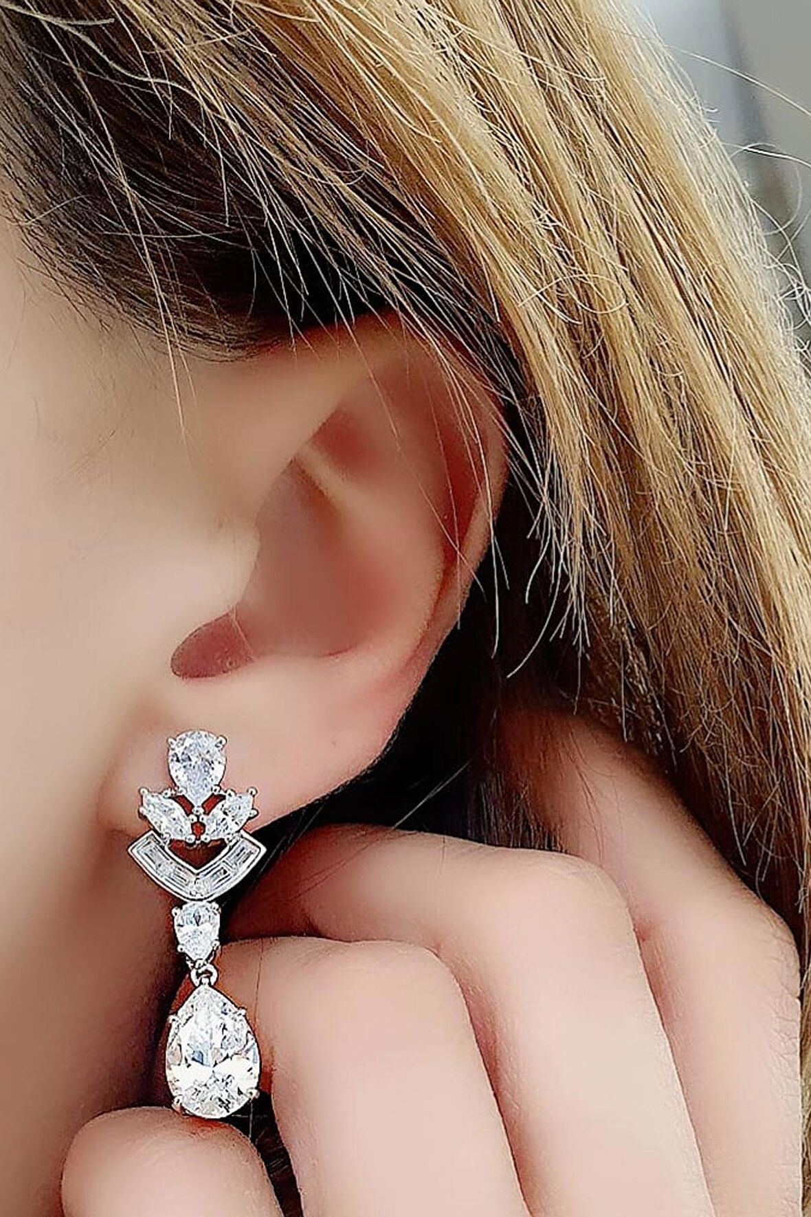 Sky Diamond Taşlı 925ayar Gümüş Şık Tasarım Küpe 