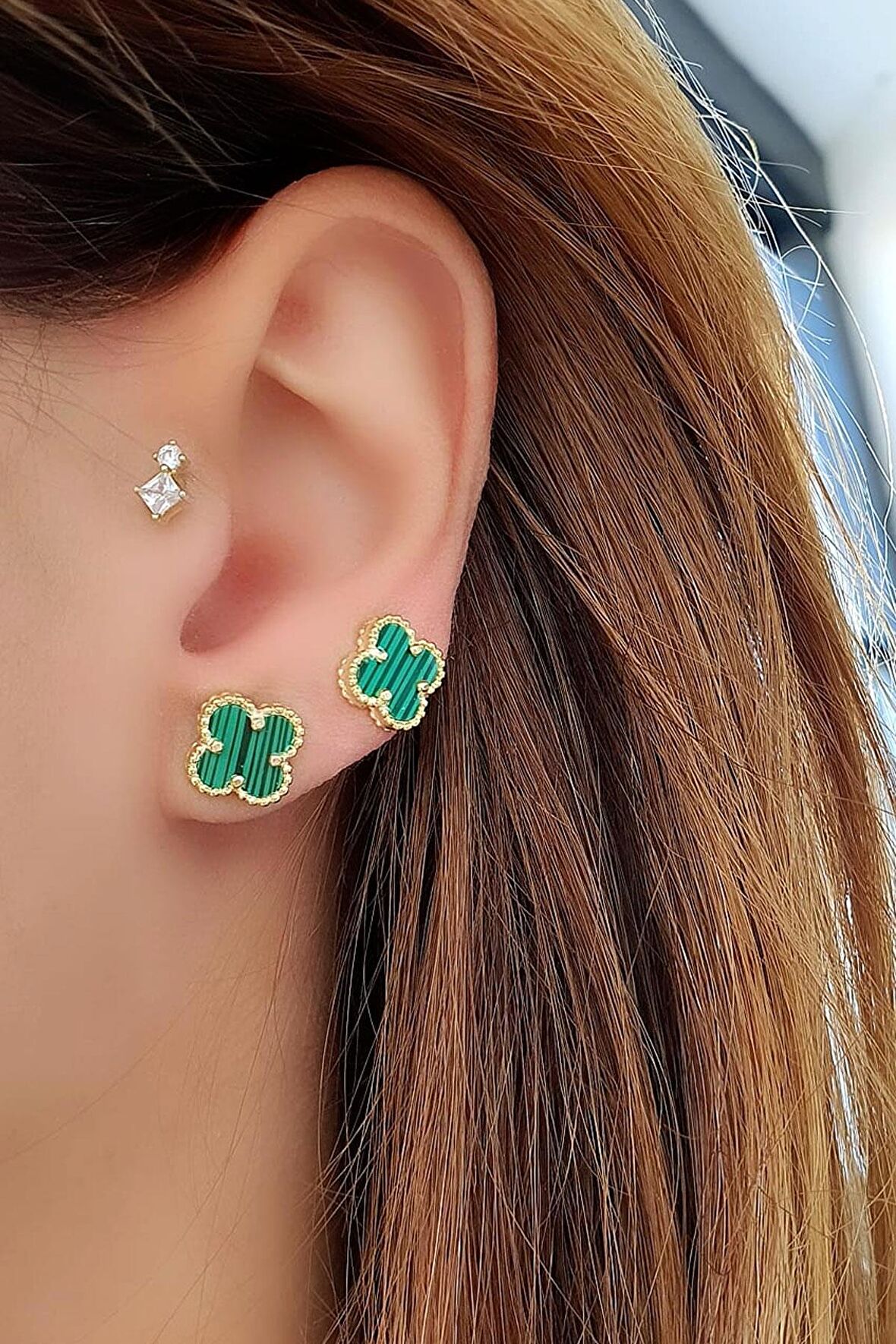 Yeşil Malakit Taşlı 925ayar Gümüş Üzerine Altın Kaplama Yonca Küpe 