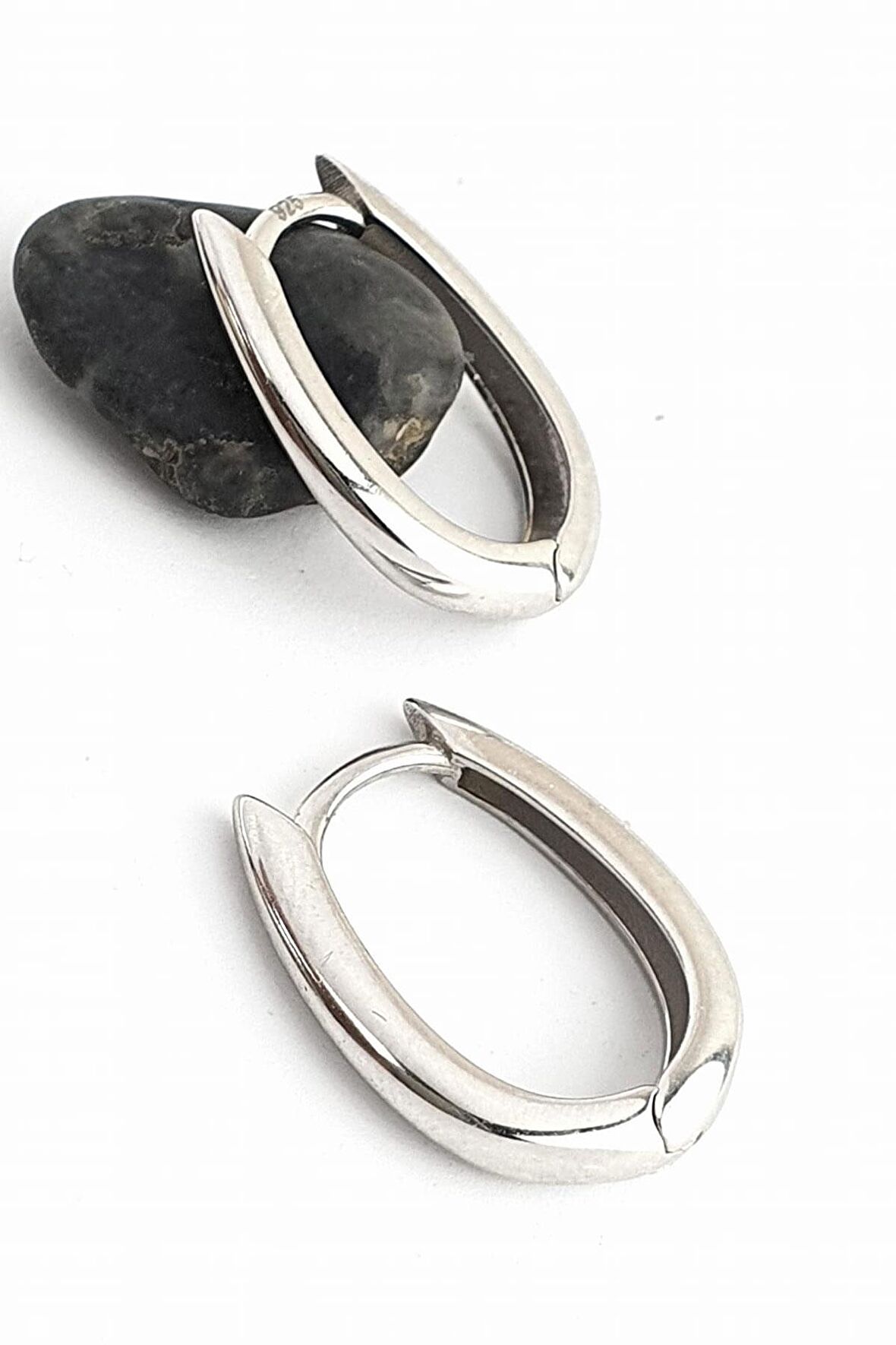 İtalyan 925ayar Gümüş Tasarım Tarz Oval Halka Küpe 