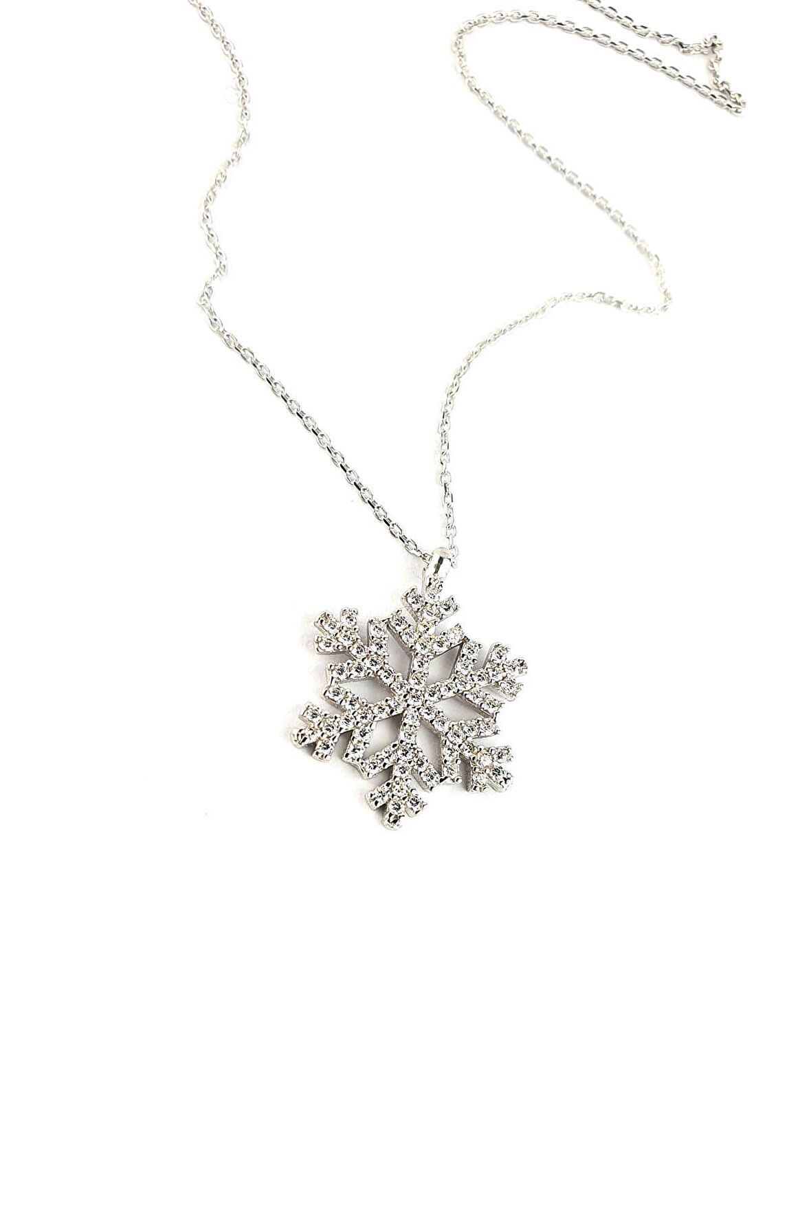 Pırlanta Parlaklığında Zirkon Taşlı tanesi figürlü 925 ayar gümüş Trend Kolye 