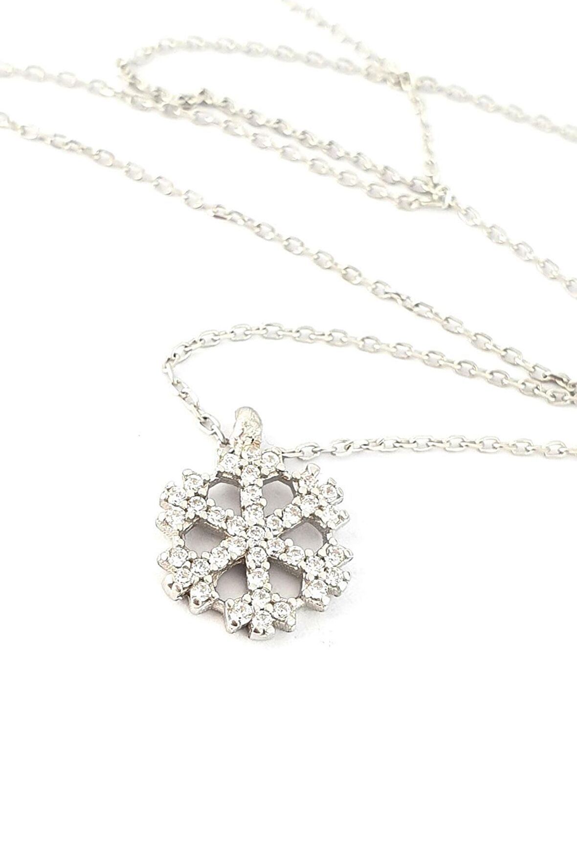 Zirkon Taş Detaylı 925ayar Gümüş Kar Tanesi Minimal Kolye