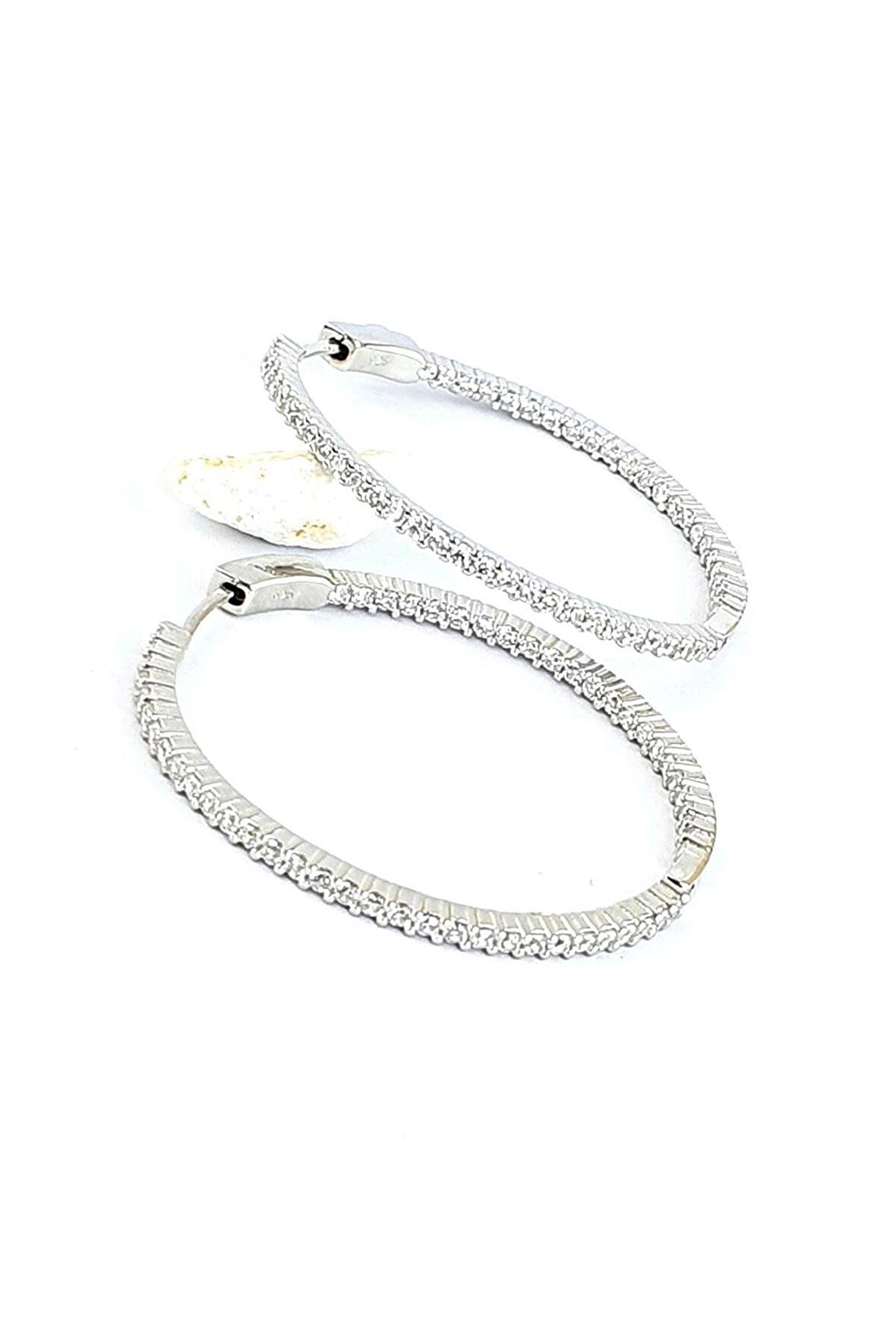 Ici dışı Zirkon Taş Detaylı 925ayar Gümüş Tasarım Halka Küpe çap 3.8 cm dir