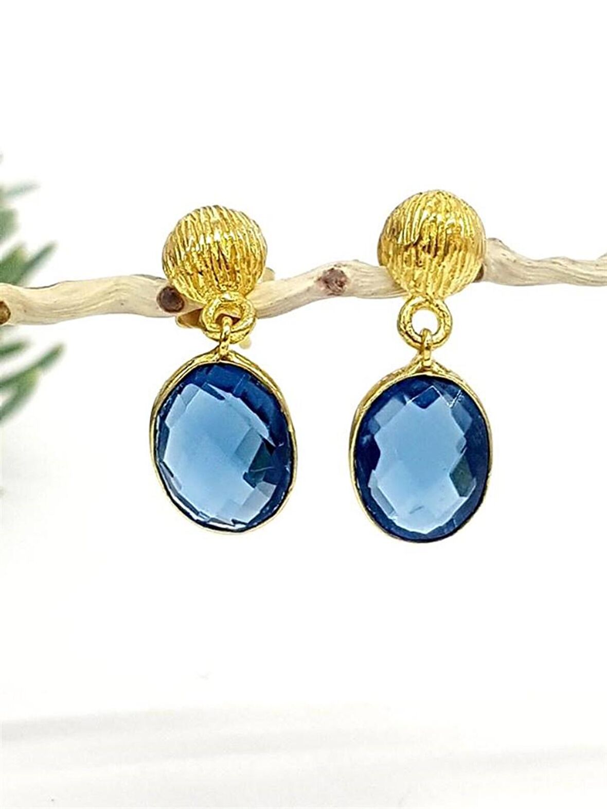 Doğal Zirkon Taşlı Gumus Küpe