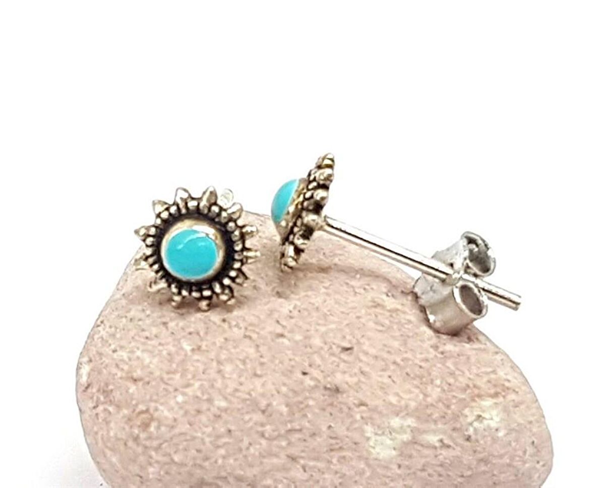 Turkuaz Taşlı Minimal Gümüş Küpe