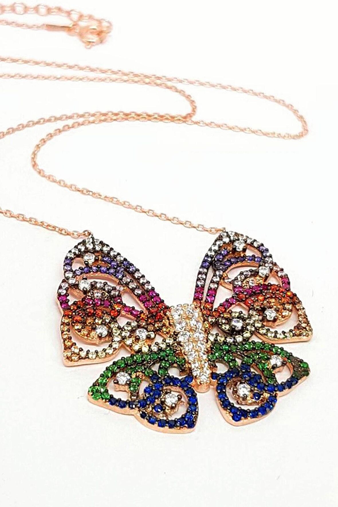 Kelebek Figürlü Müthiş İşçilikli Gümüş Trend Kolye