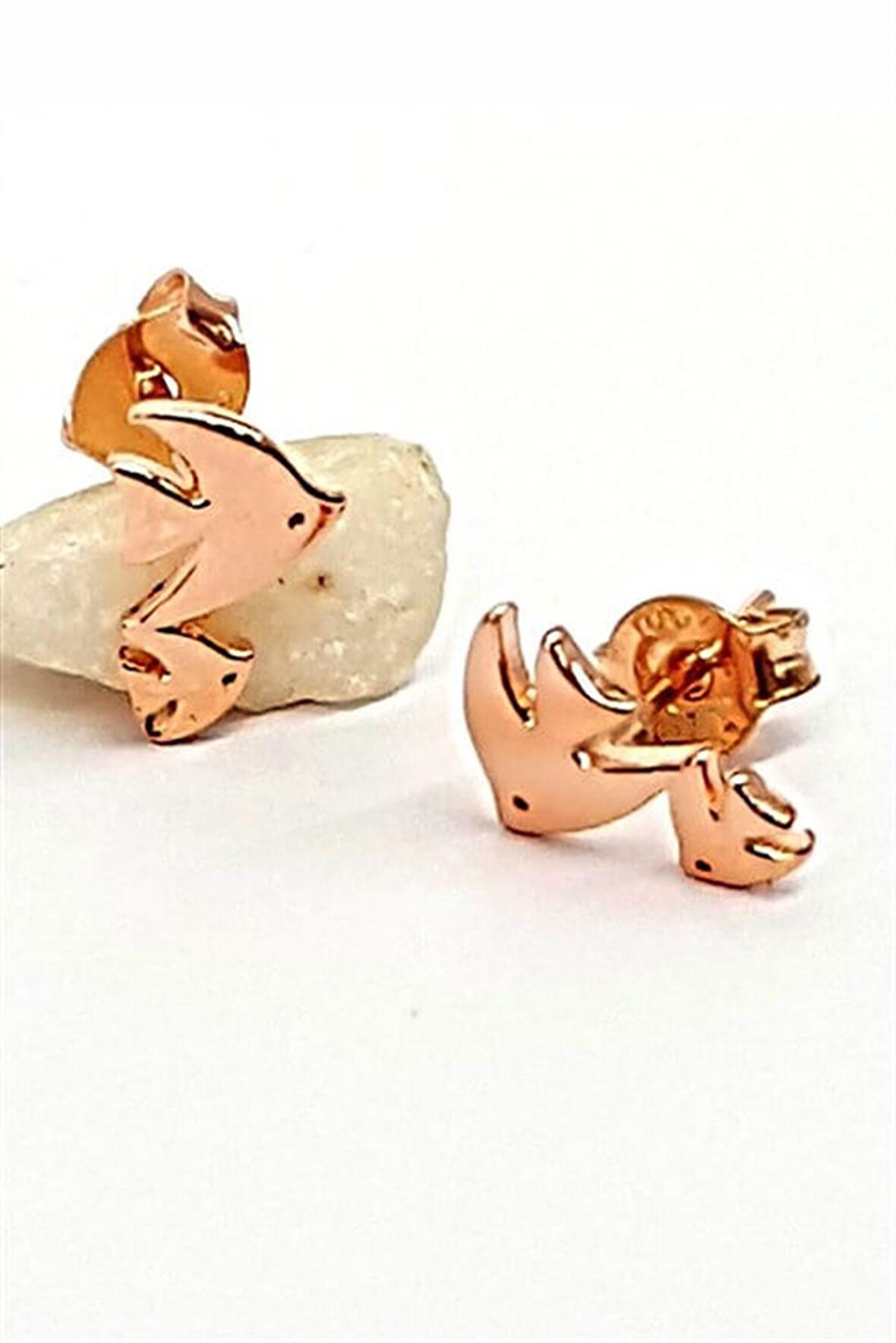 Balık Figürlü Gümüş Üzerine Rose Altın Kaplama Minimal Küpe