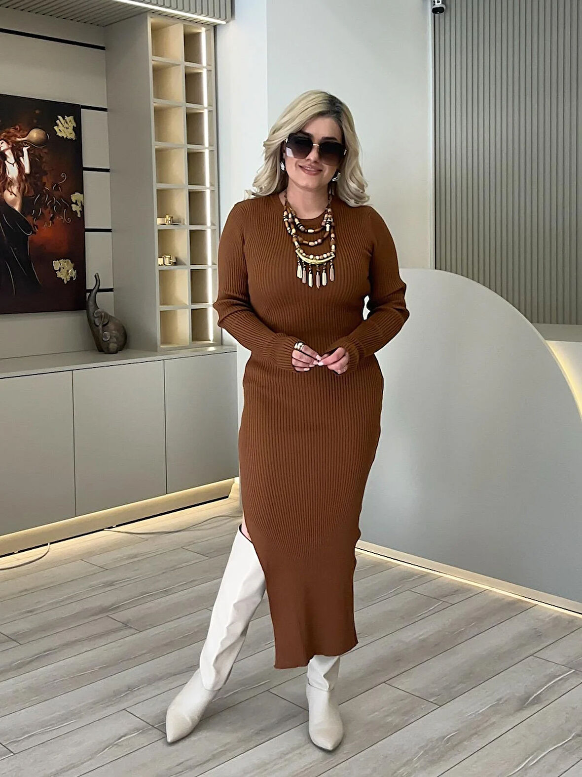 Yandan Yırtmaçlı Maxi Boy Triko Elbise TABA