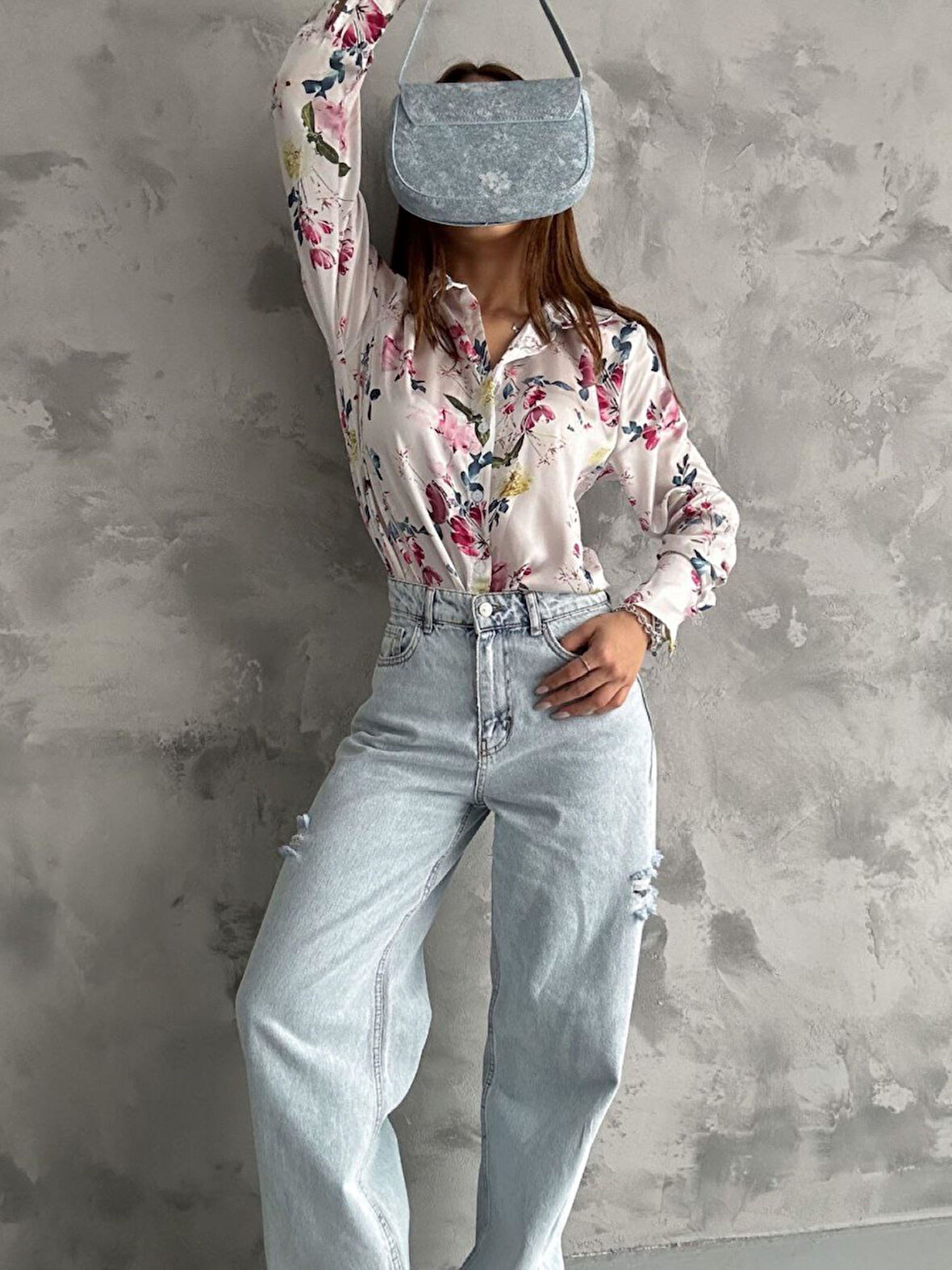 Kadın Zra Model Dökümlü Saten Ekru Çiçek Detay Yeni Tarz Gömlek