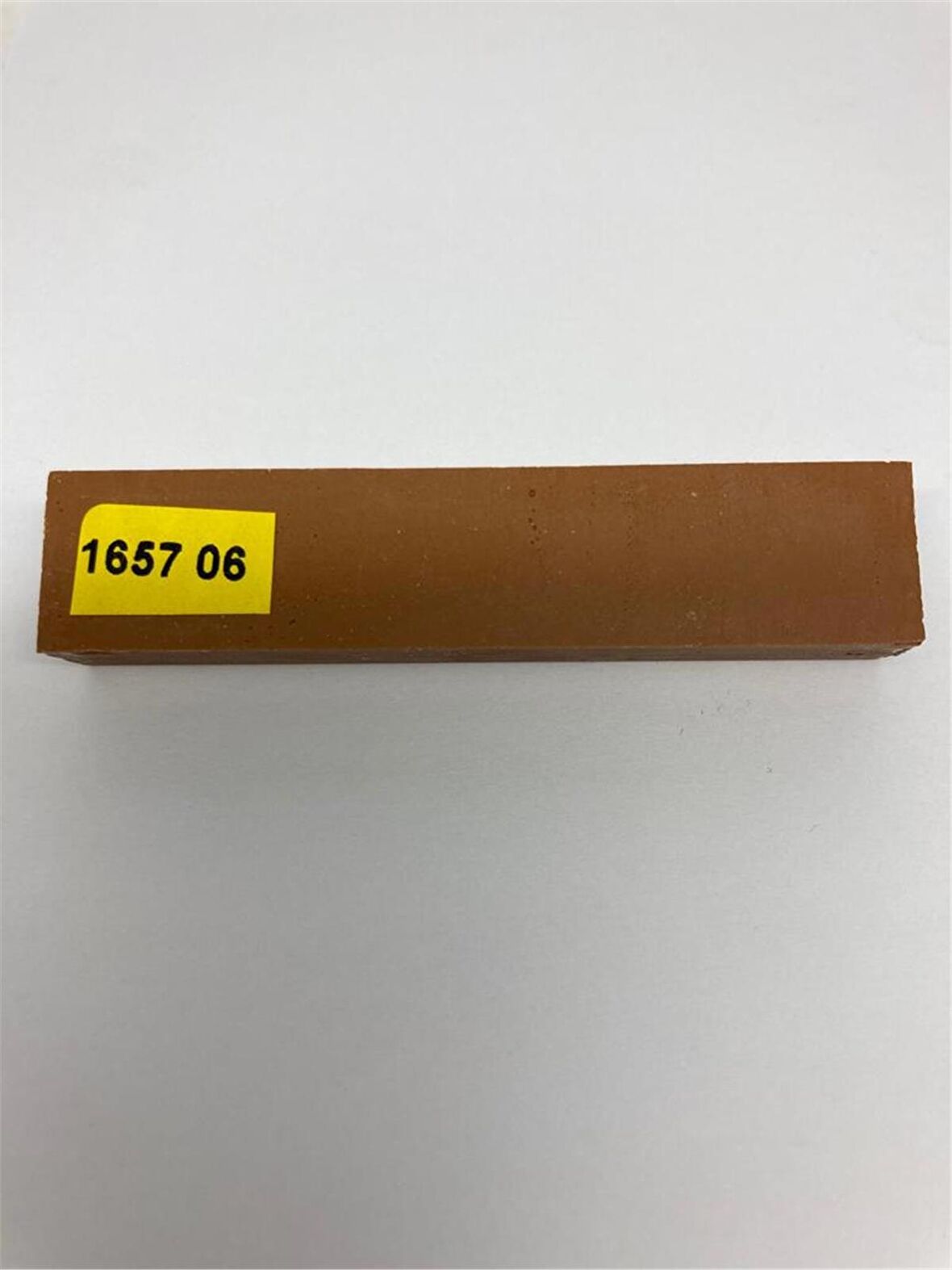 Sert Tamir Mumları 1657 06 Ceviz 8cm Sert Mum