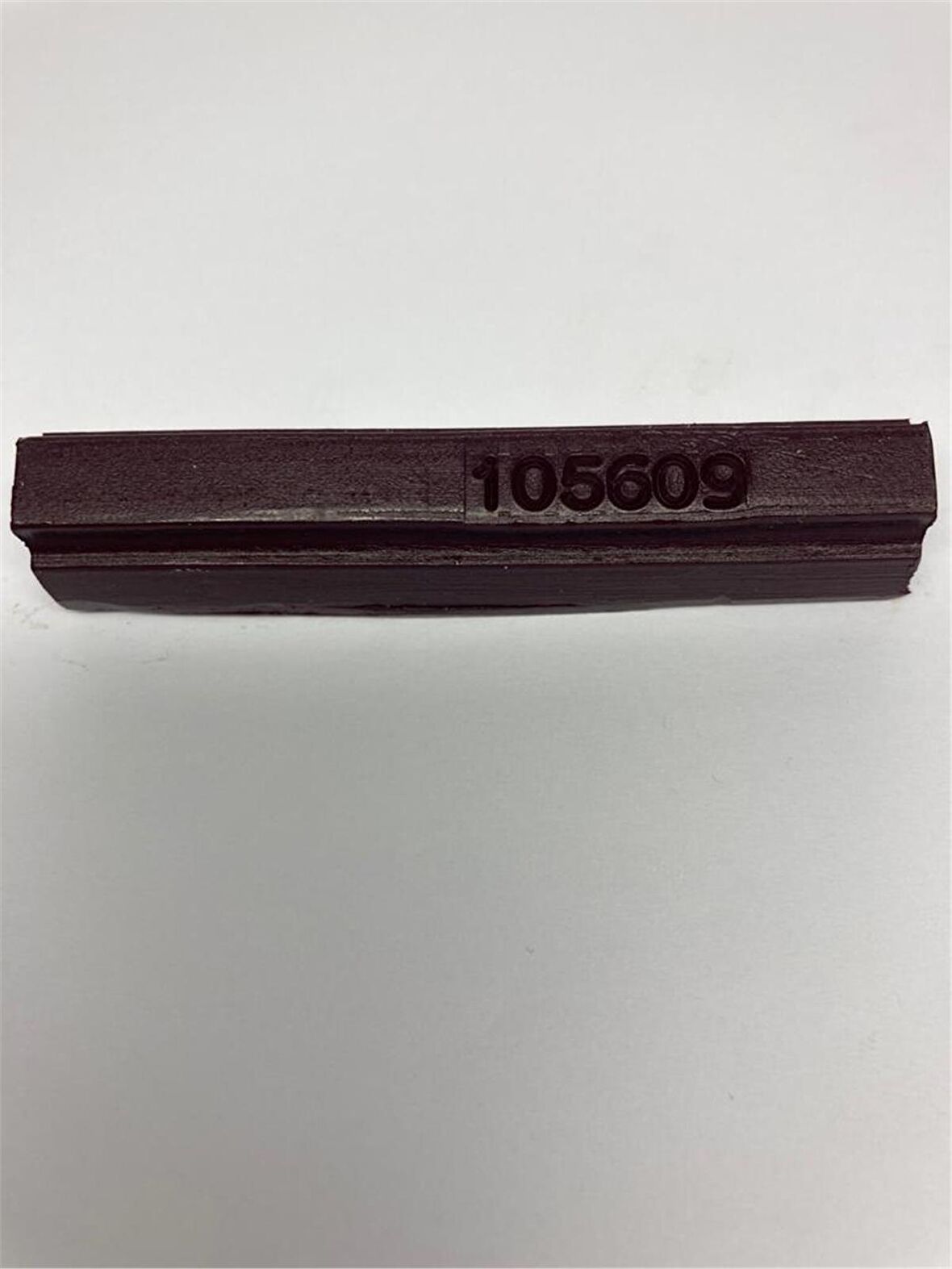 Yumuşak Tamir Mumları 1056 09 D-132 Mürdüm 8cm Yumuşak Mum