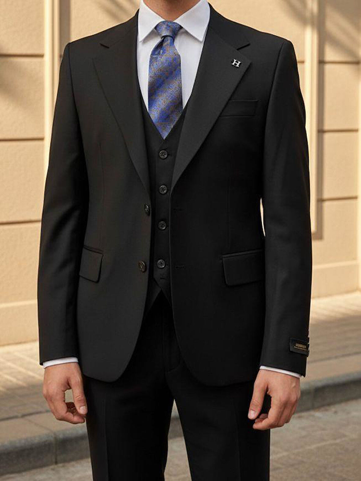Siyah Modern Fit Yelekli Erkek Takım Elbise 
