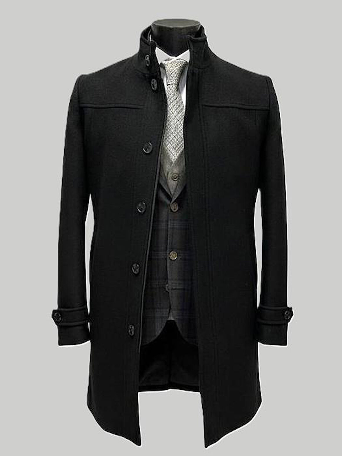 Hermose Siyah Hakim Yaka Erkek Kaban