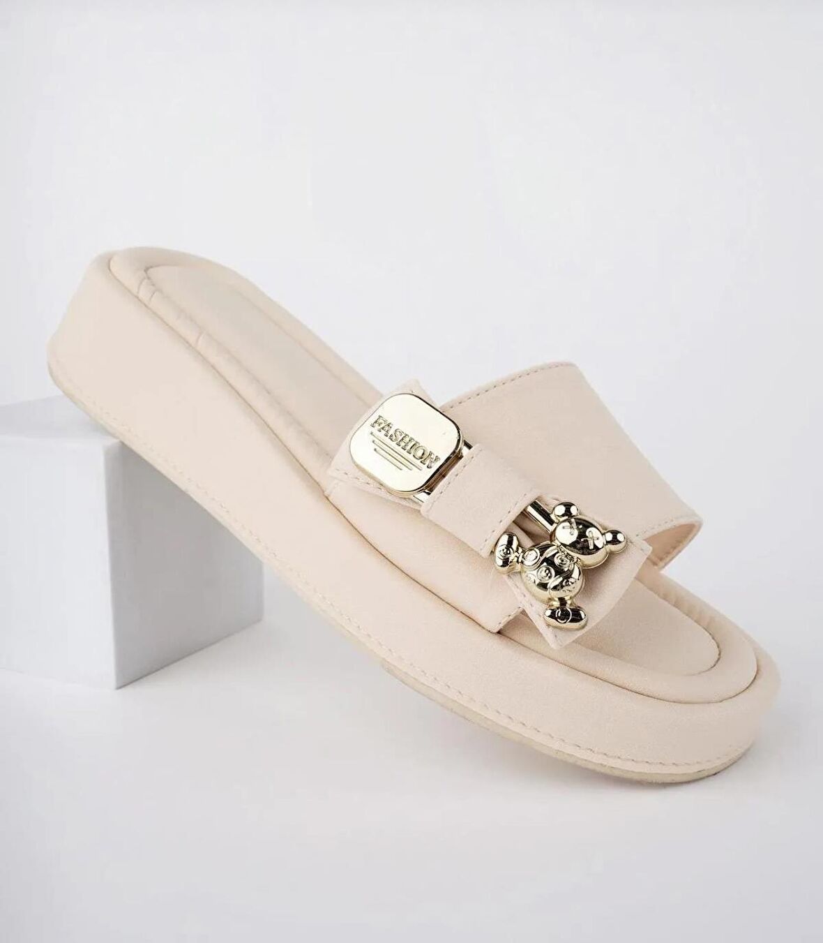 Kadın Gold Fiyonk Detay Terlik-Bej